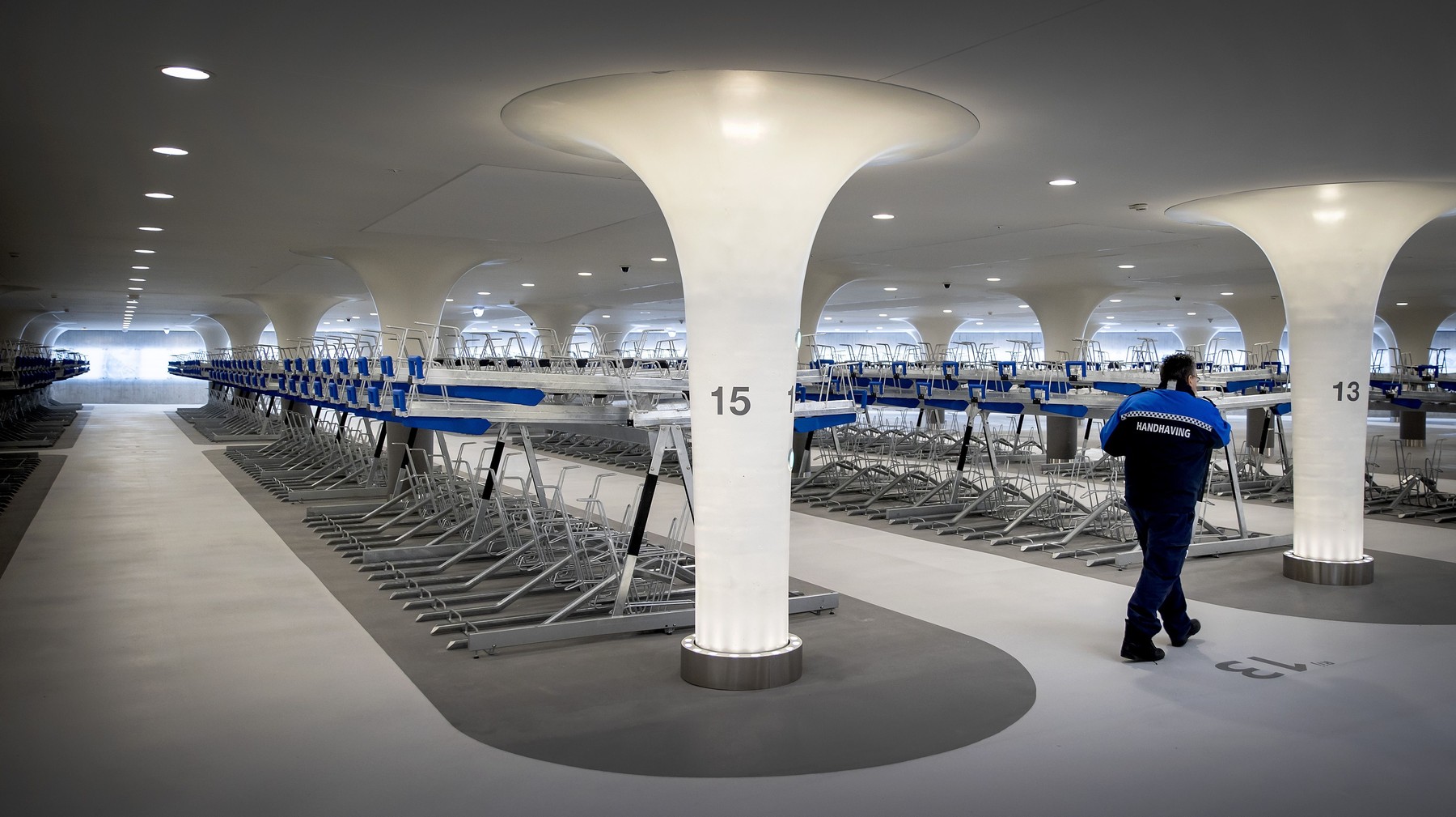 Amsterdam, garaža za kolesa