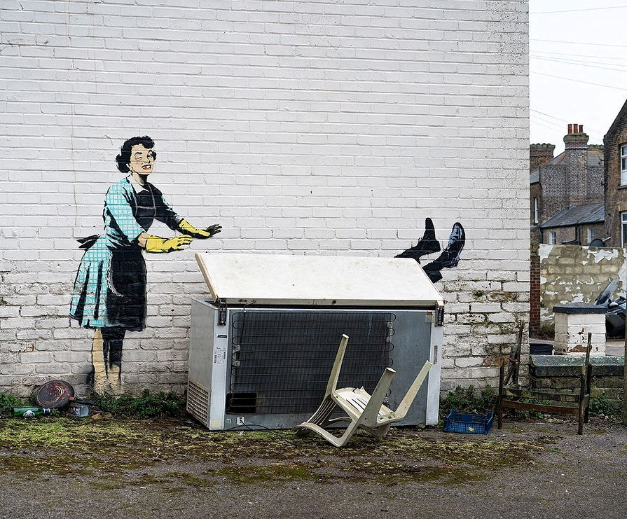 1676396924-2023-02-14T123112Z_549953085_RC20BZ9VIN6R_RTRMADP_3_VALENTINES-DAY-BANKSY.JPG