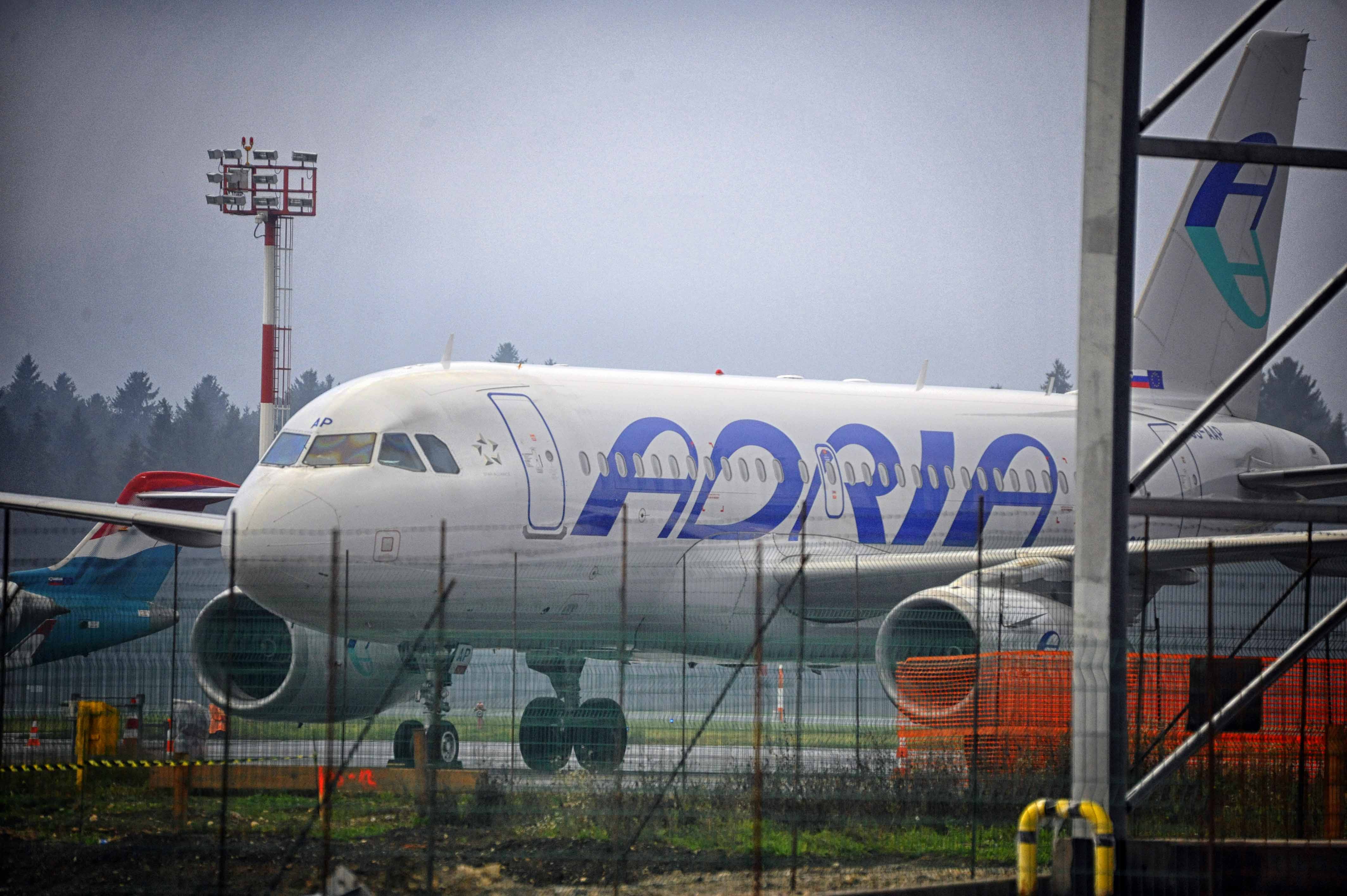 ADRIA AIRWYAYS,letalo,brnik,ljubljana,prevoznik