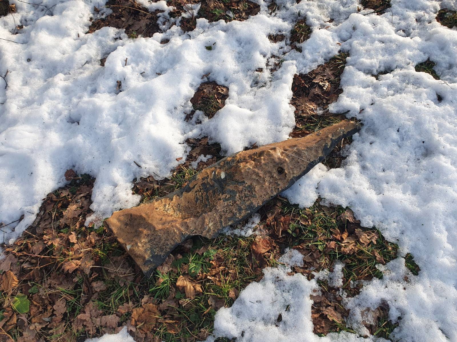 Eksplozija v Vrhniki - predmeti v okolici