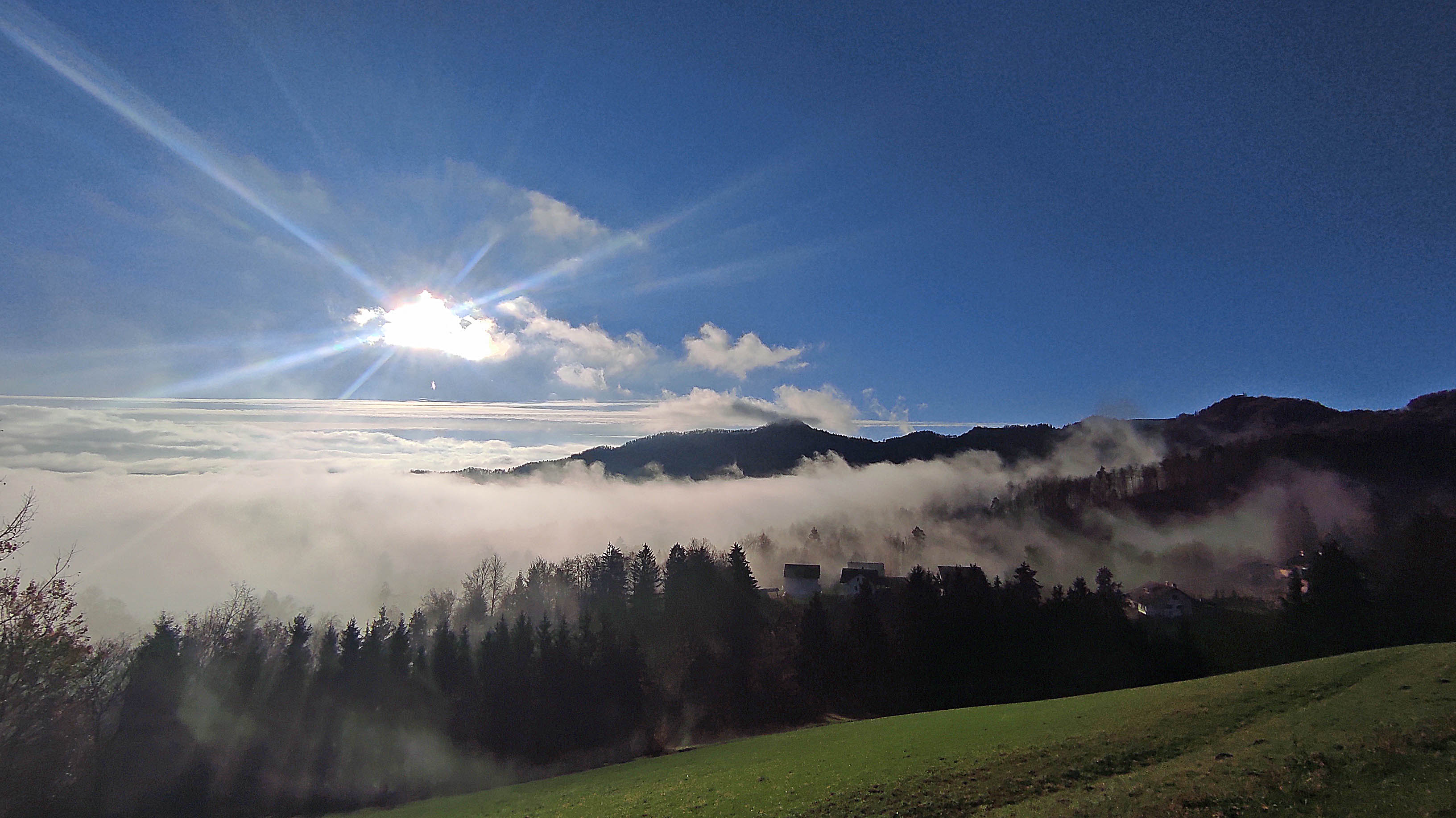 Vreme sočno delno jasno