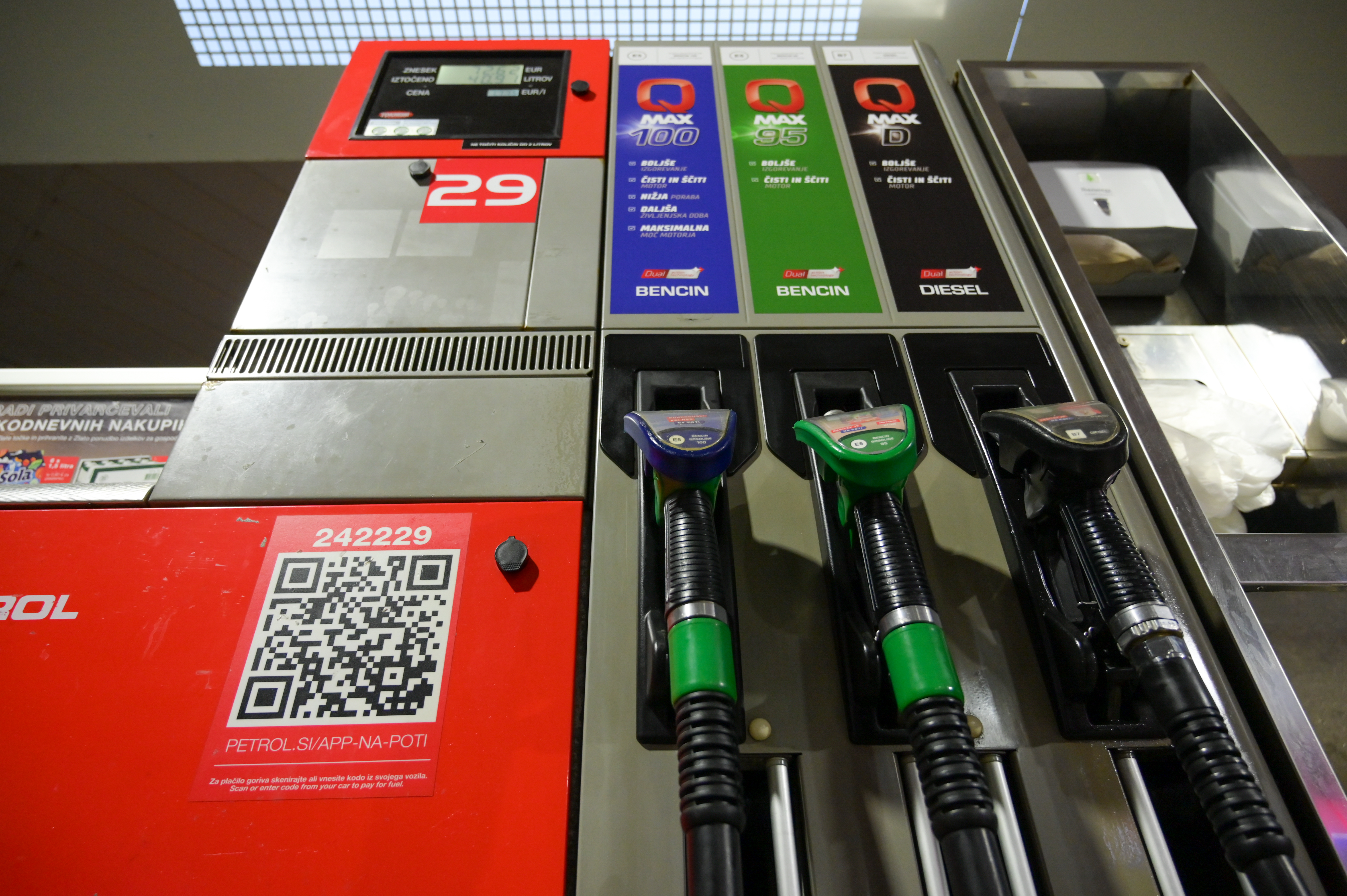 bencin, gorivo, črpalka, bencinska črpalka, Petrol