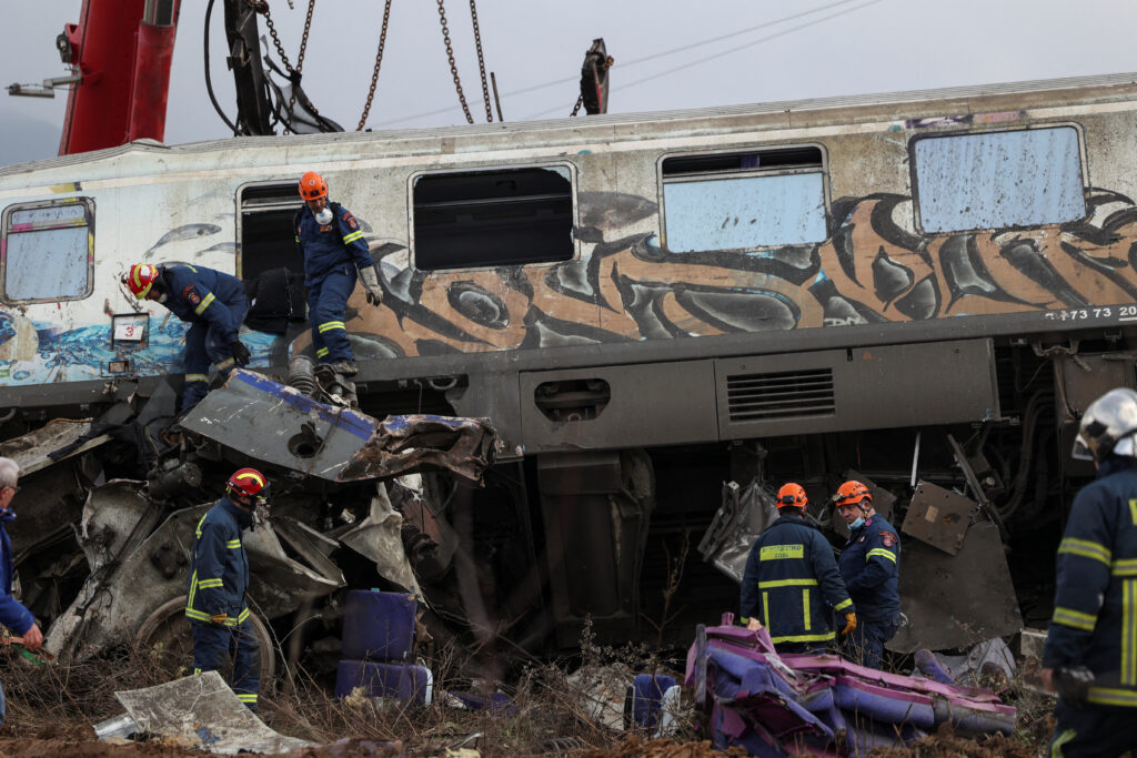 1677678896-2023-03-01T102700Z_984847968_RC2YKZ909HQI_RTRMADP_3_GREECE-TRAINS-CRASH-1024x683.jpg