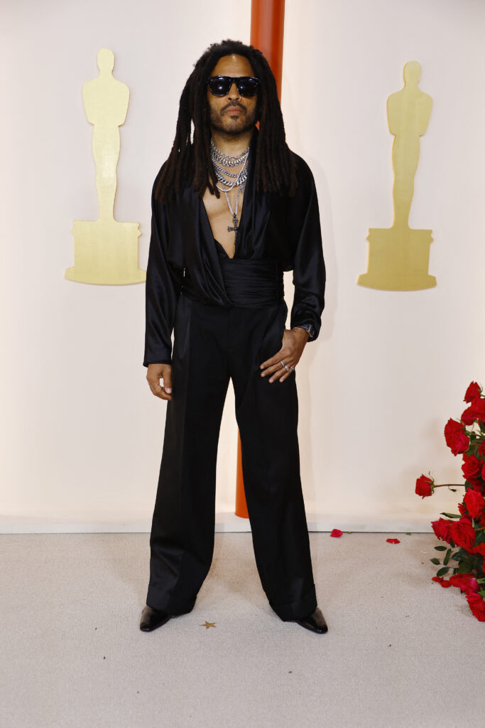 1678688054-2023-03-12T223533Z_258689501_HP1EJ3C1QR6CP_RTRMADP_3_AWARDS-OSCARS-683x1024.jpg
