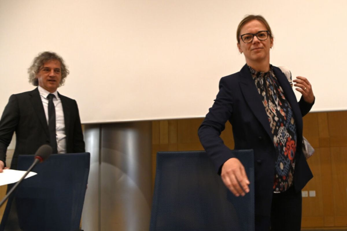 Robert Golob in Sanja Ajanovič Hovnik