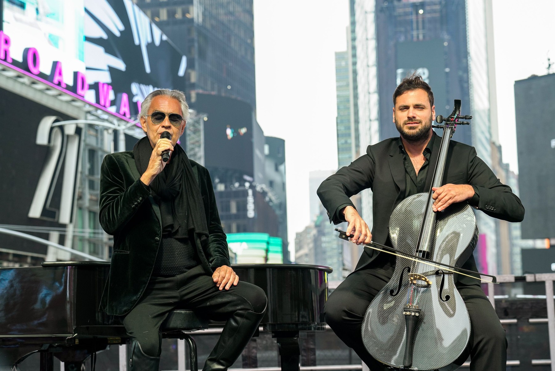 Andrea Bocelli , Stjepan Hauser