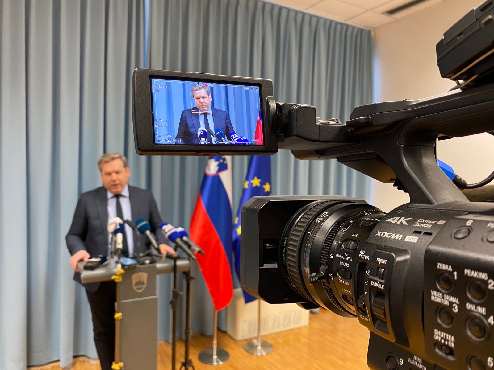 igor papič,minister,visokošolstvo,raziskovanj,inovacije,odstop,očitki