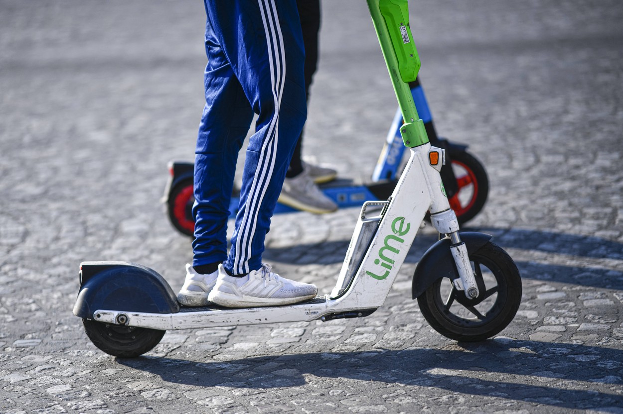 E-scooters Illustration - Paris, France - 30 Nov 2022