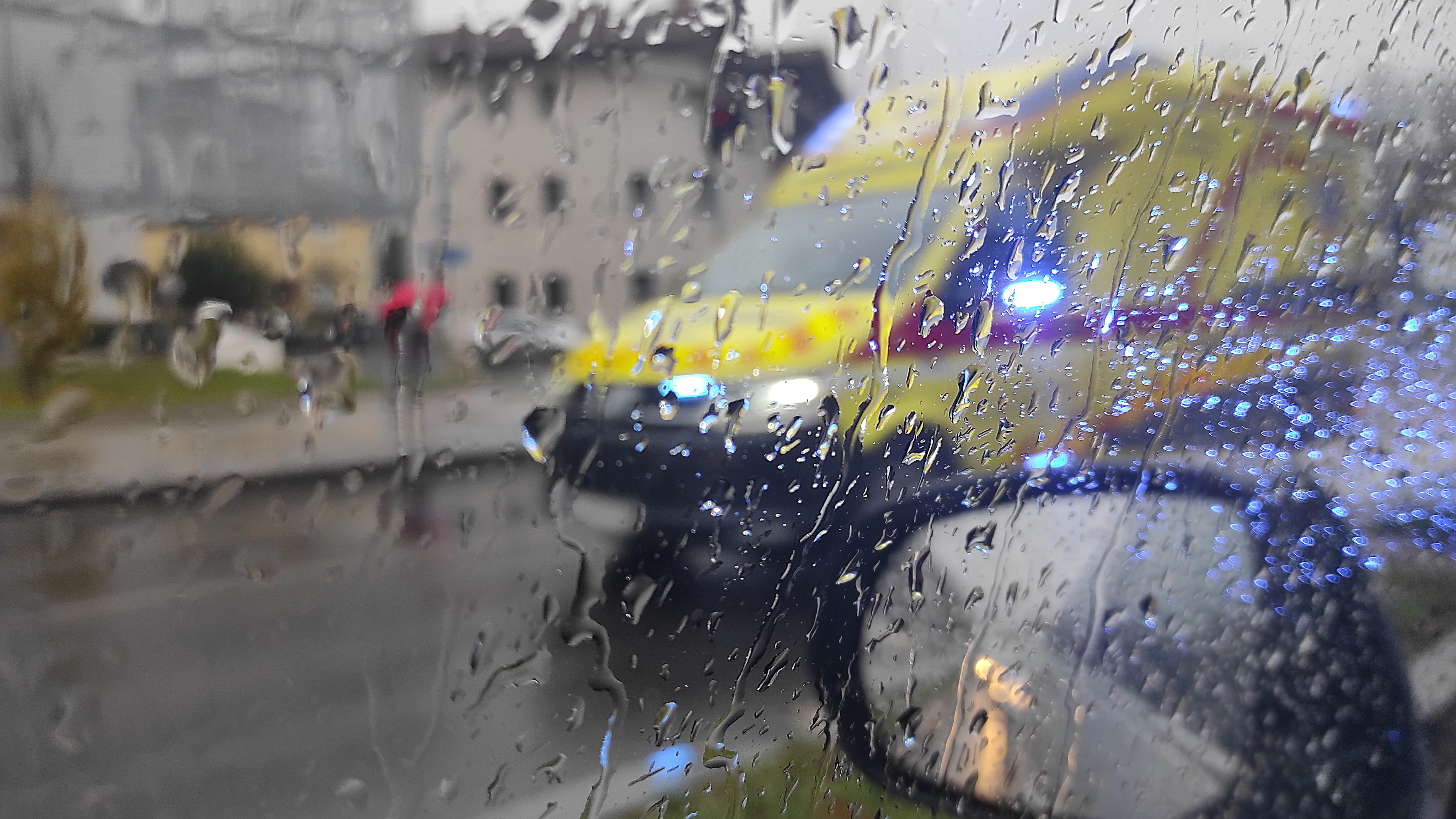 rešilec, reševalno vozilo