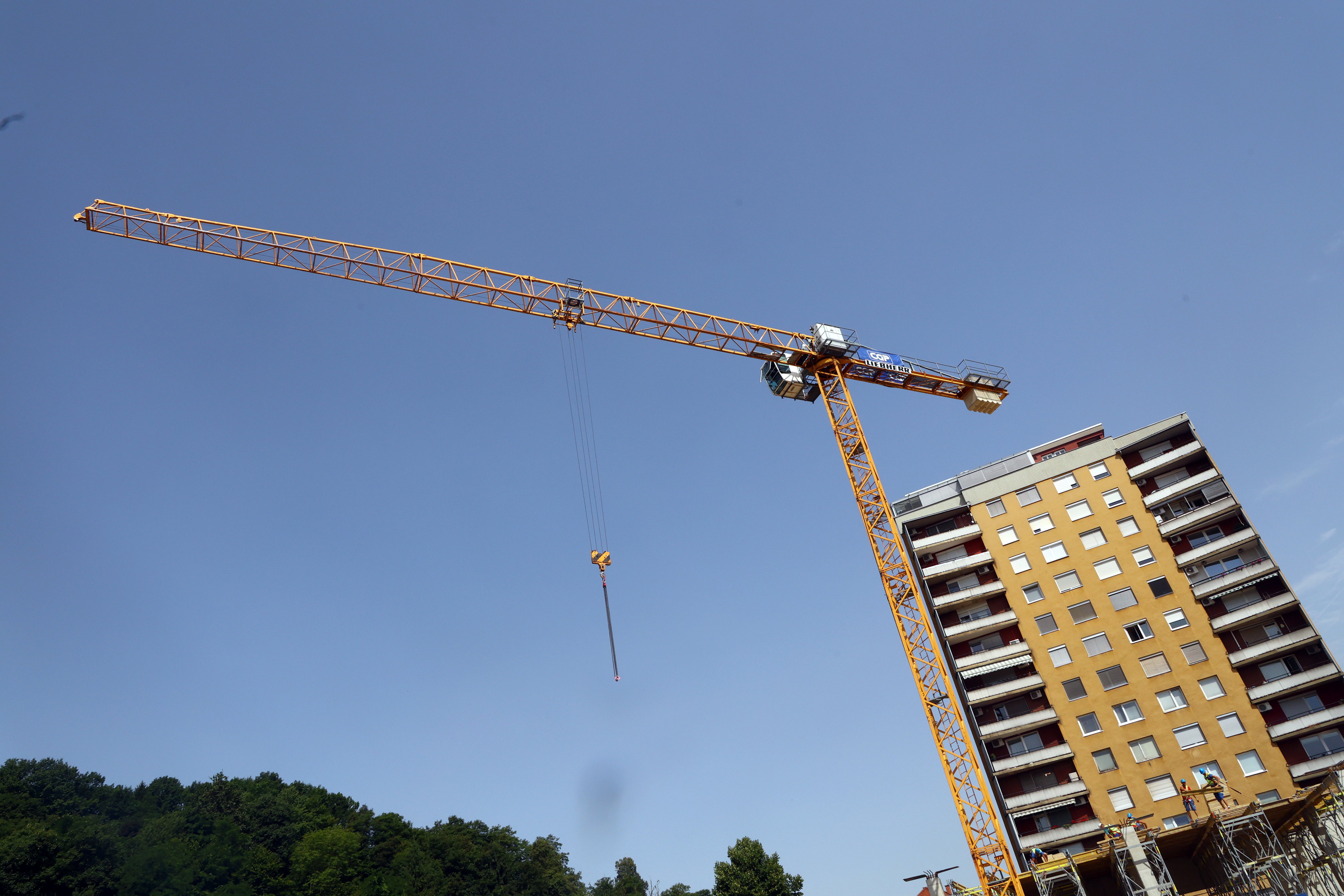 Bellevue Living,gradbeništvo,nepremičnine,gradnja,zidar,delavec,žerjav,stavba,nebotičnik,blok