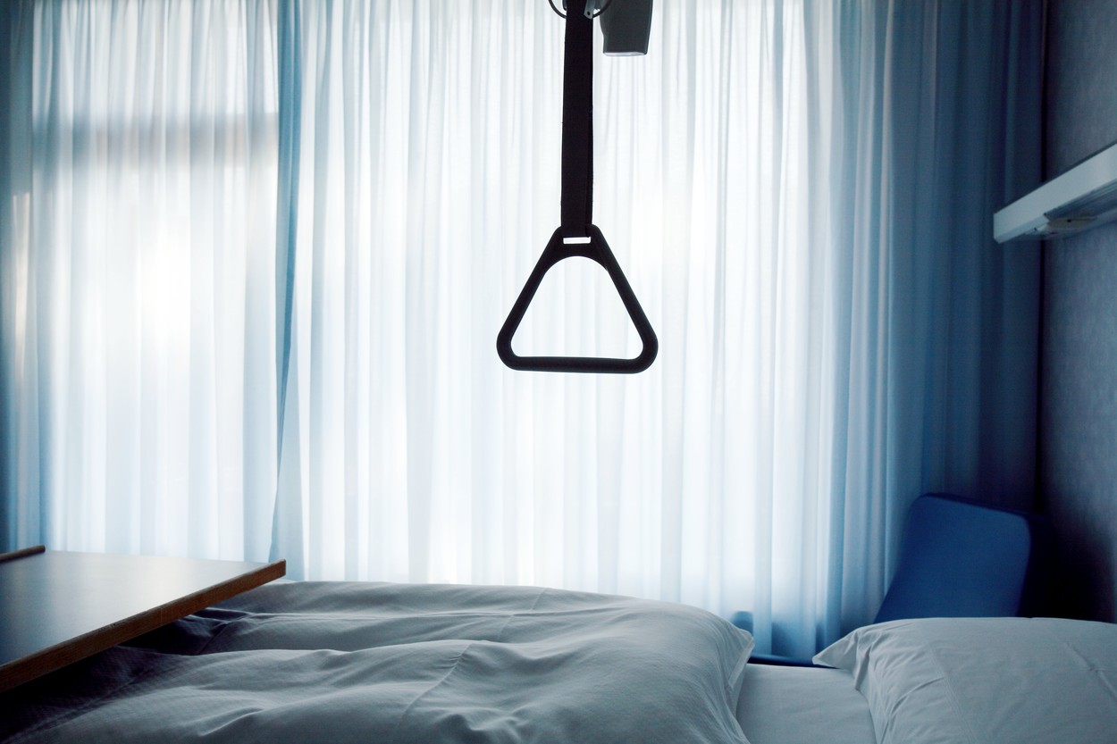 evtanazija, bolniška postelja