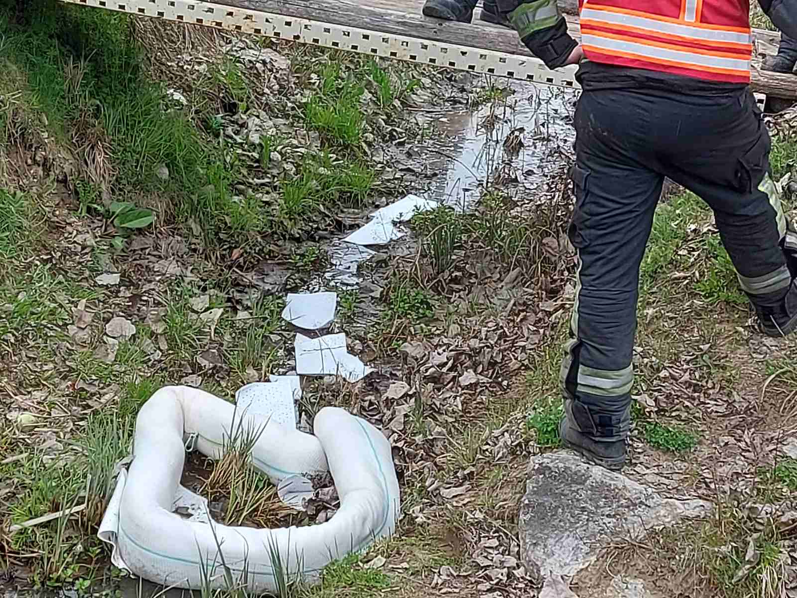 Komenda, Kamnik, onesnaženje