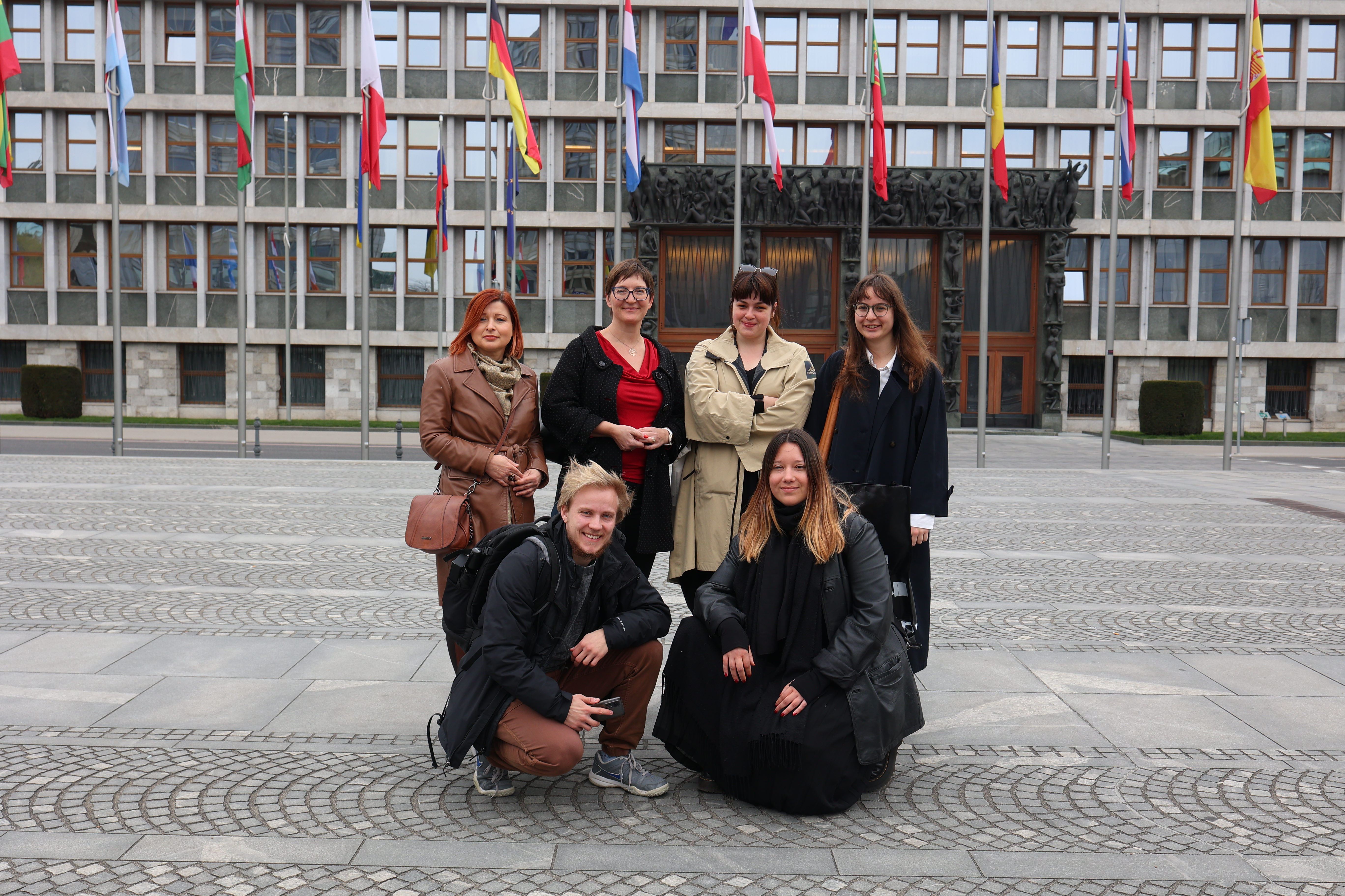 Novinarska konferenca Inštitut 8. marec