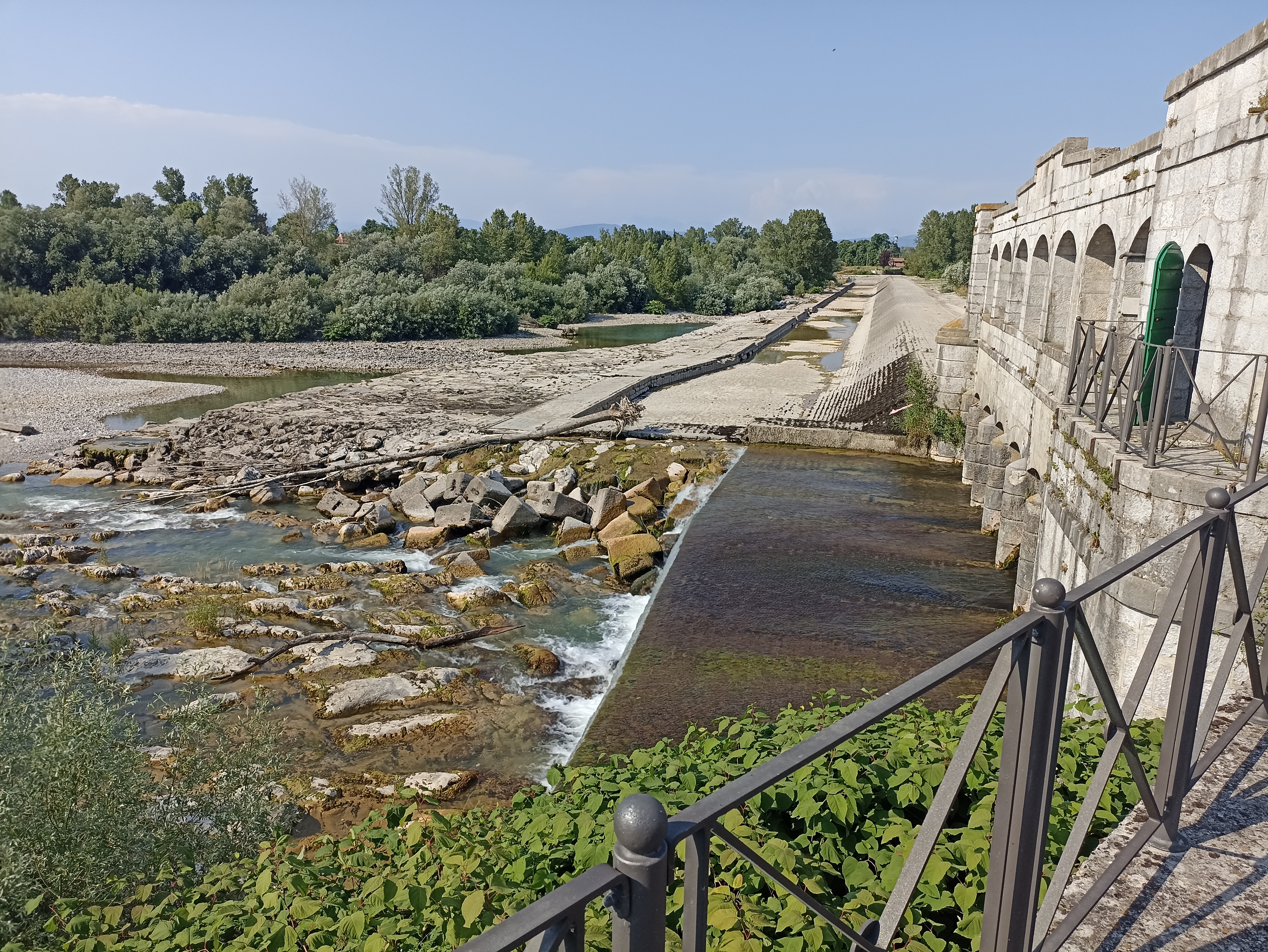 Soča med lansko sušo v Zagraju (Vir: Daniele Luis)