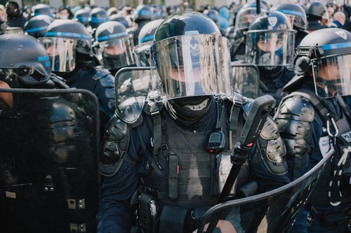 Pariz, Macron, pokojninska reforma