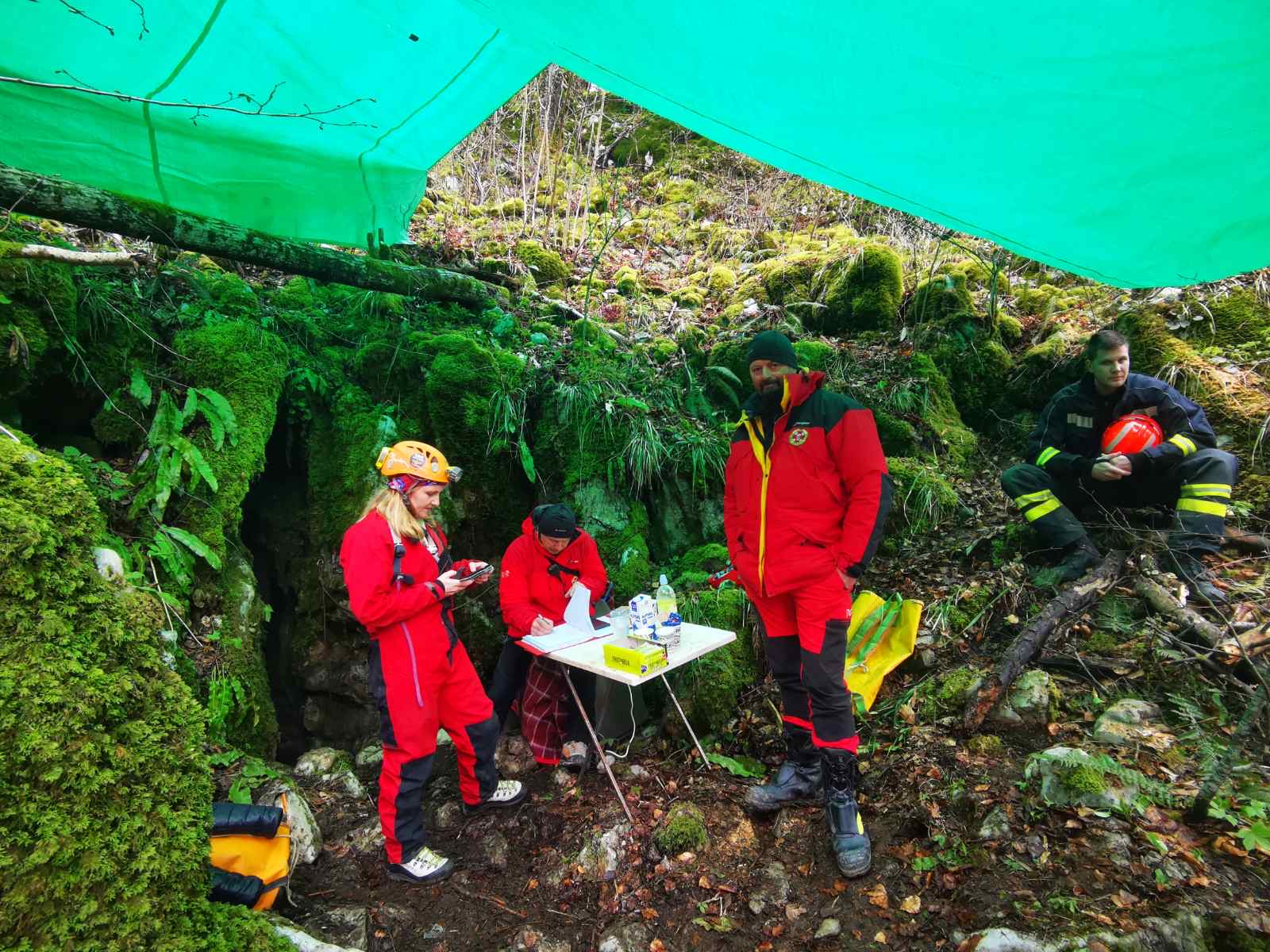 Nesreča v Vranjedolski jami