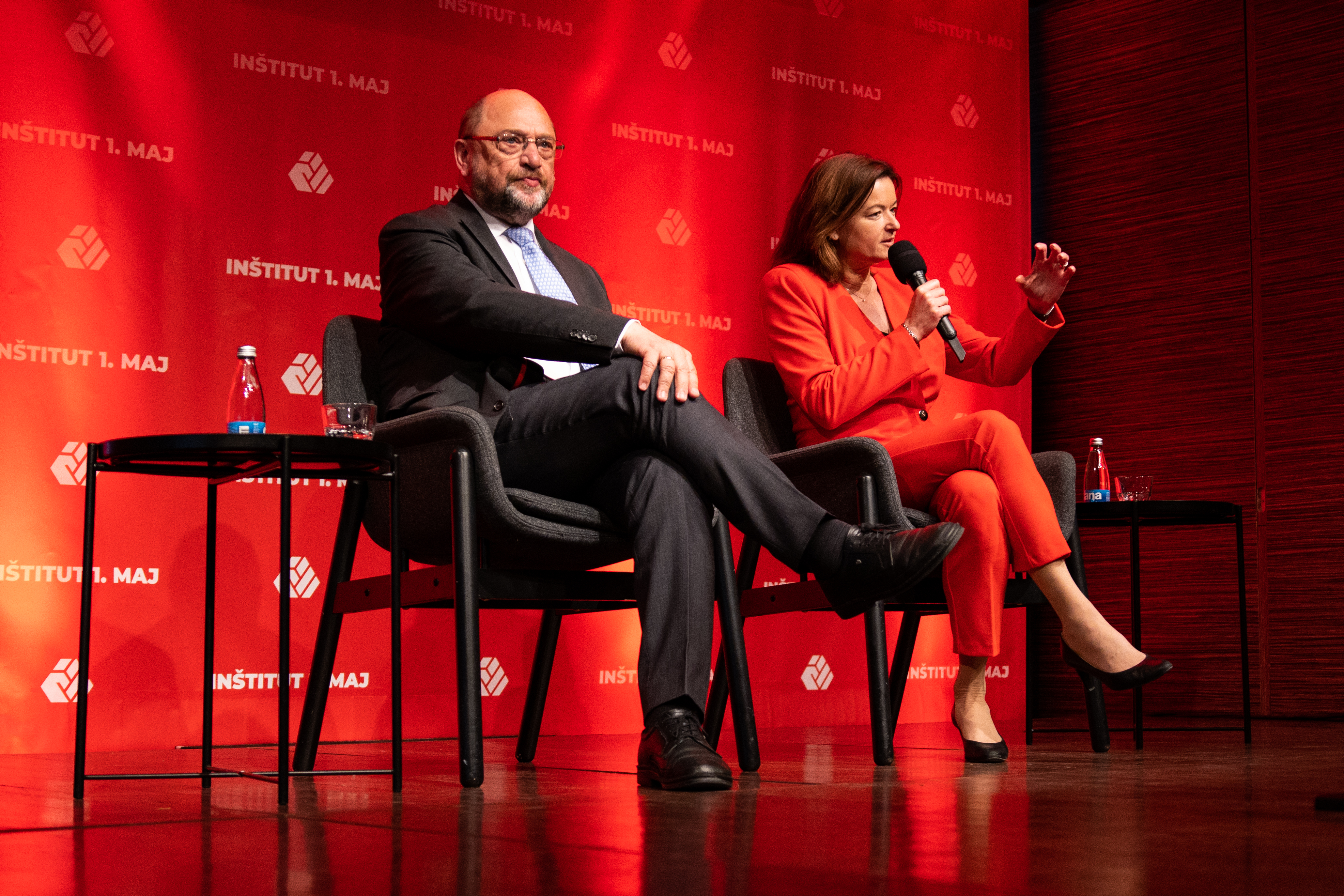 Mednarodna konferenca Vrh 1. maj