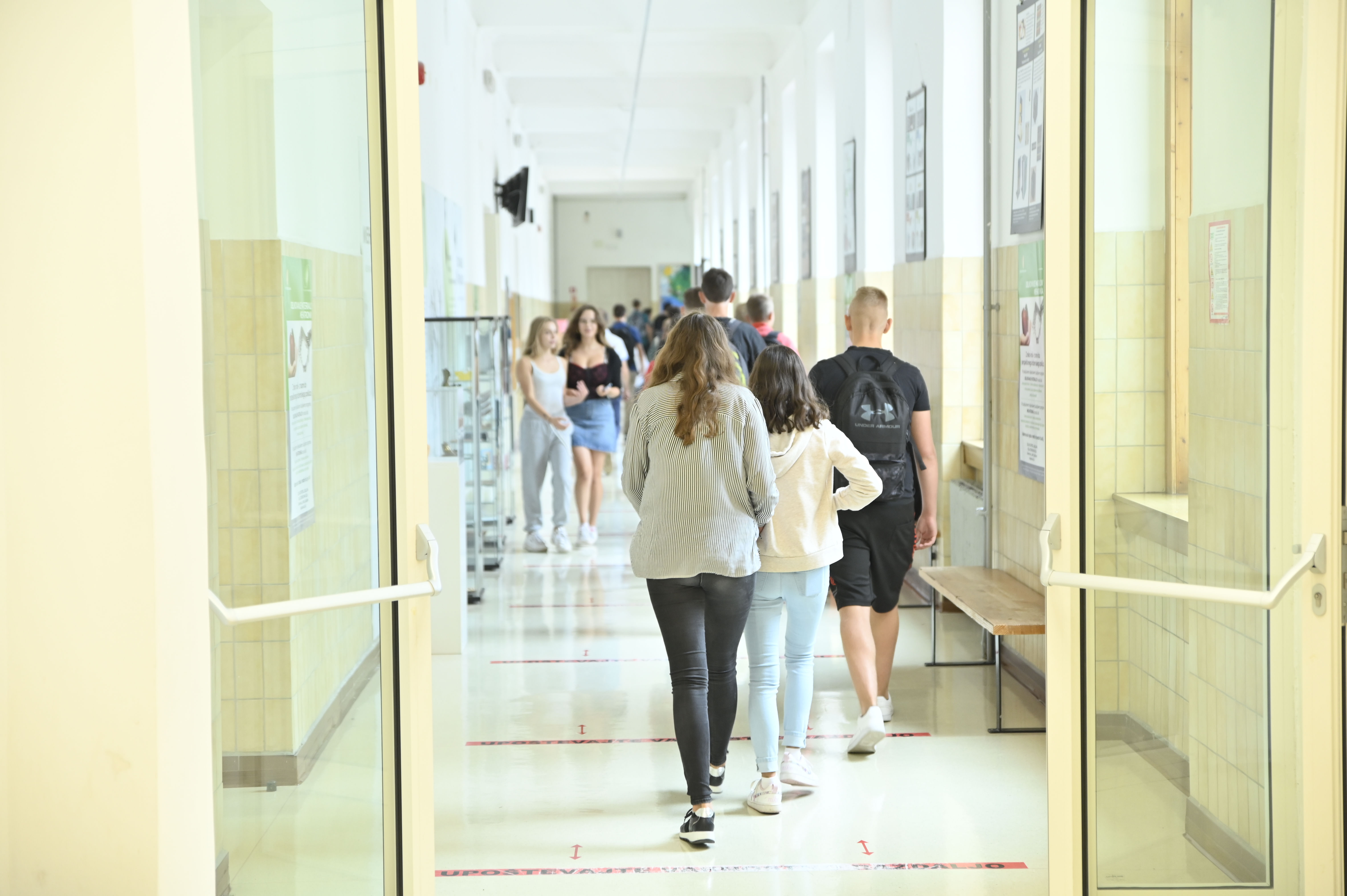 Gimnazija Antona Aškerča, dijaki, šola, učenci, vpis