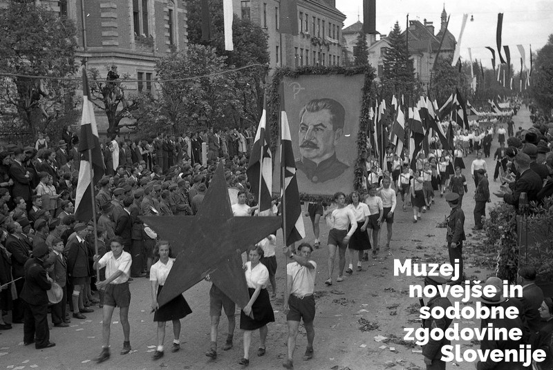 Prvomajska parada v Ljubljani leta 1946 (Foto: Jože Kološa, hrani Muzej novejše in sodobne zgodovine Slovenije)