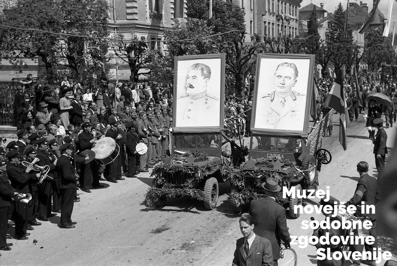 Prvomajska parada v Ljubljani leta 1946 (Foto: Jože Kološa, hrani Muzej novejše in sodobne zgodovine Slovenije)