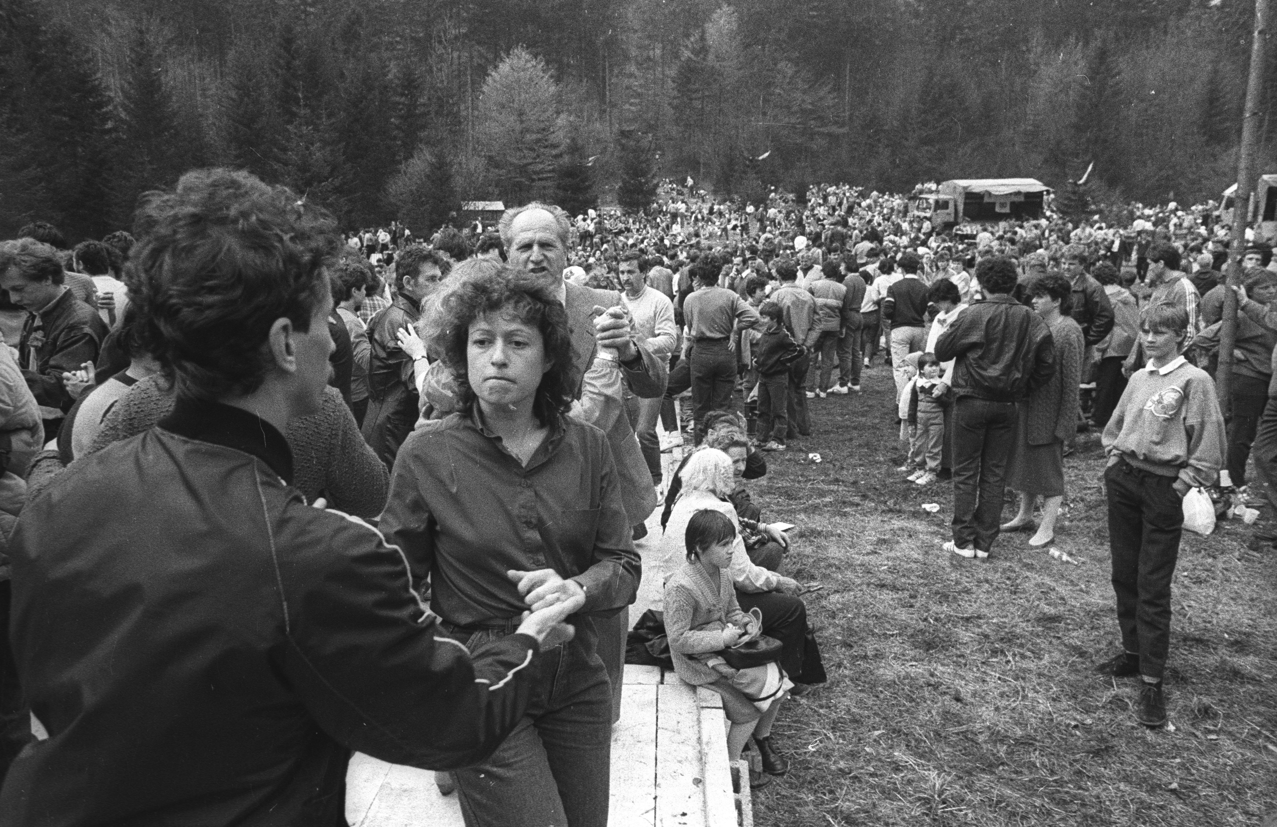 Srdjan Živulovič/BOBO (Praznovanje 1. maja leta 1986 v Sloveniji v času Jugoslavije)