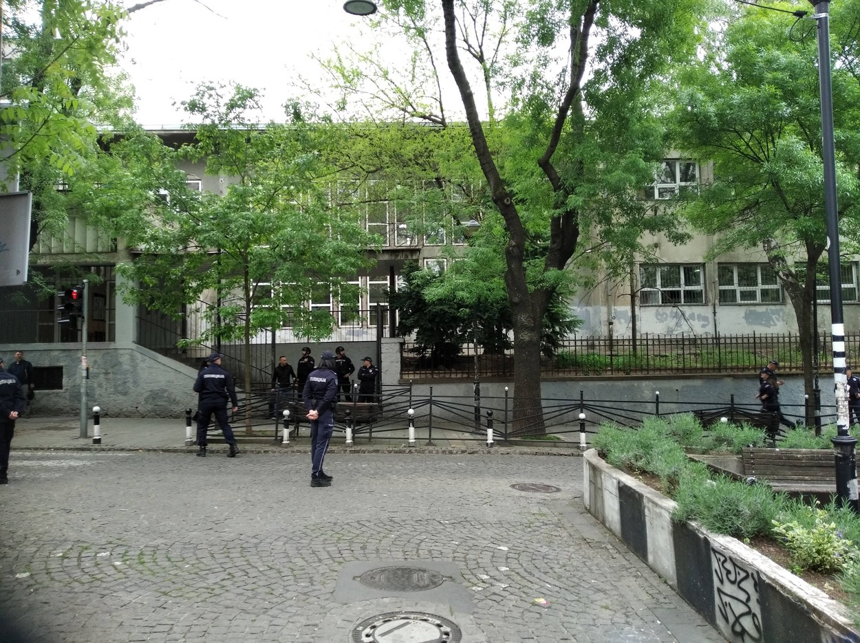 streljanje na osnovni šoli v Beogradu