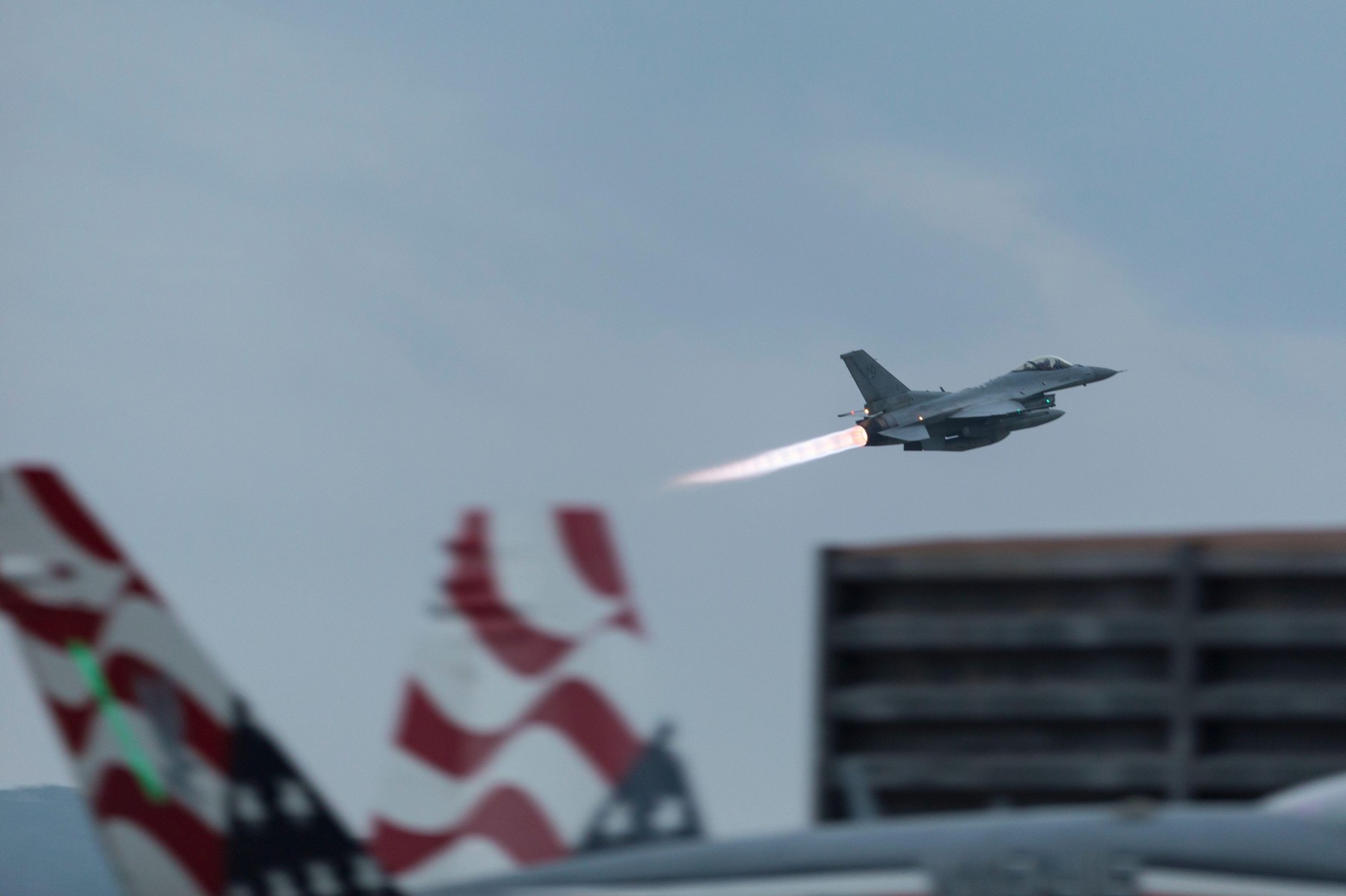 F-16 Fighting Falcon