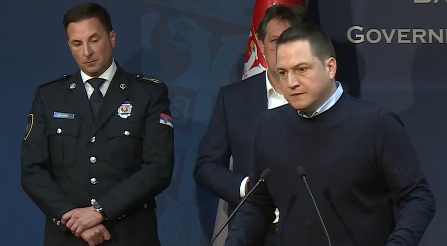 branko ružić, srbija, minister za izobraževanje