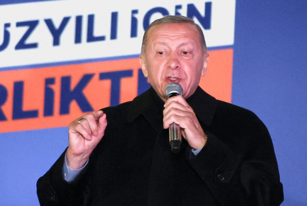 1684142403-Erdogan-8-1024x688.jpg