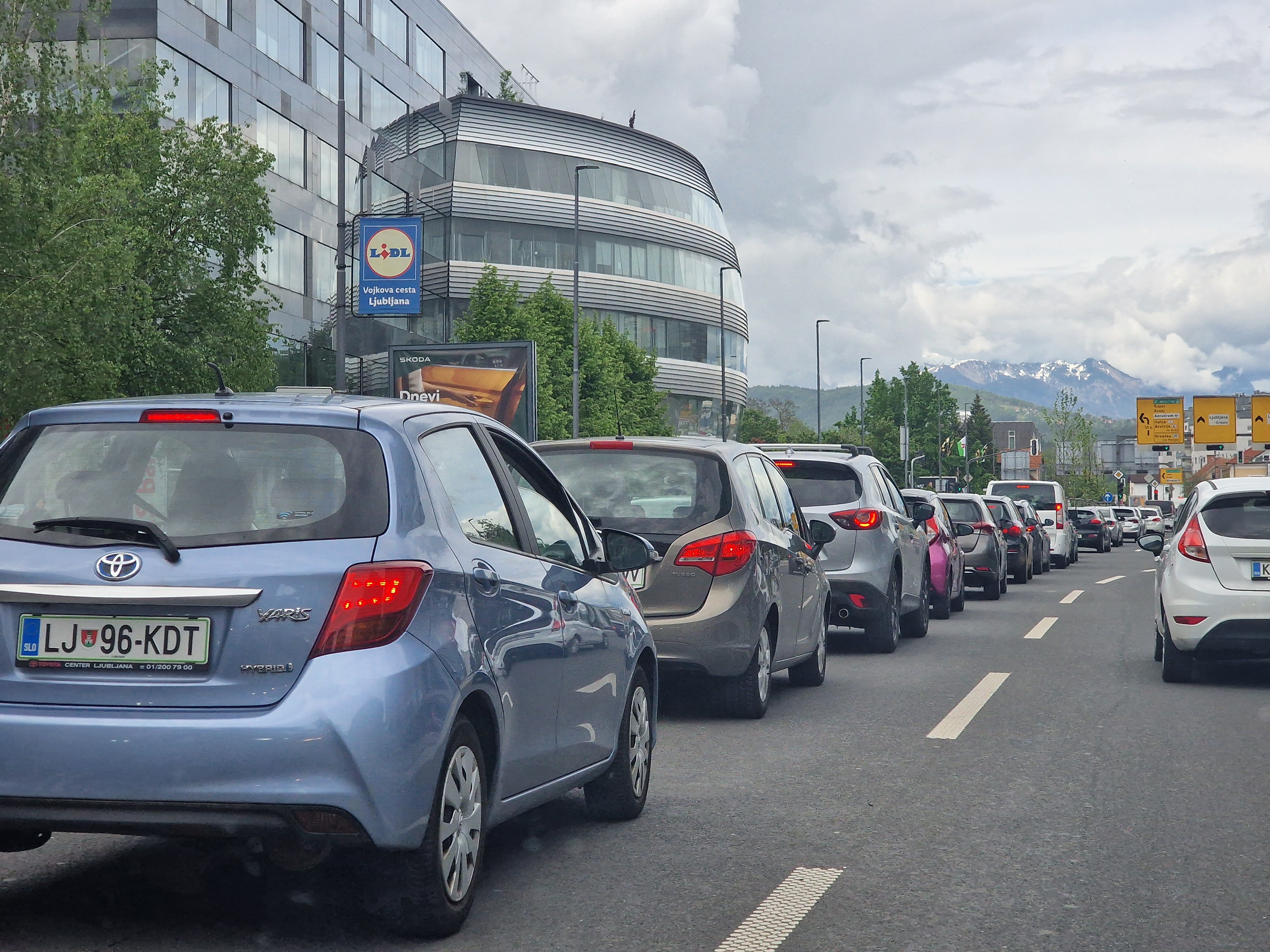gneča, cesta, avtocesta, obvoznica, zastoji