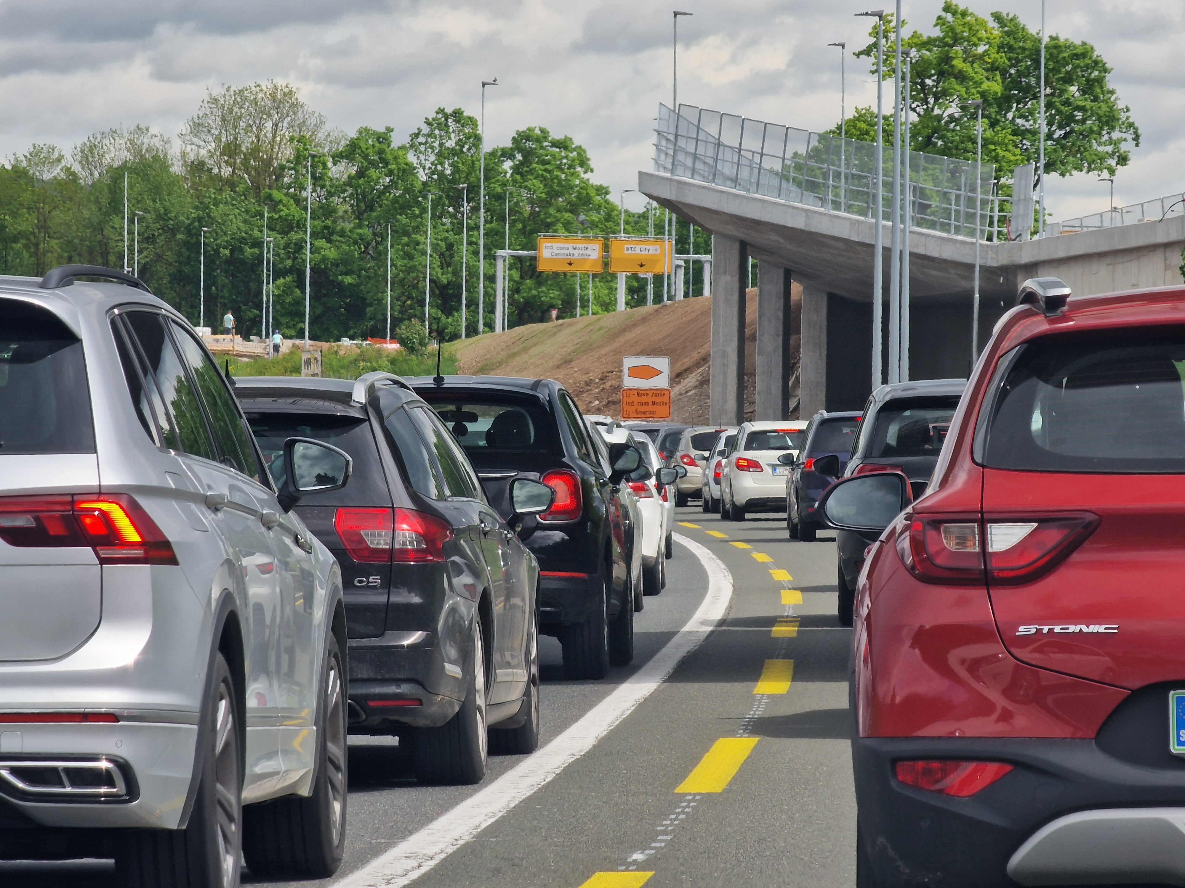 gneča, cesta, avtocesta, obvoznica, zastoji