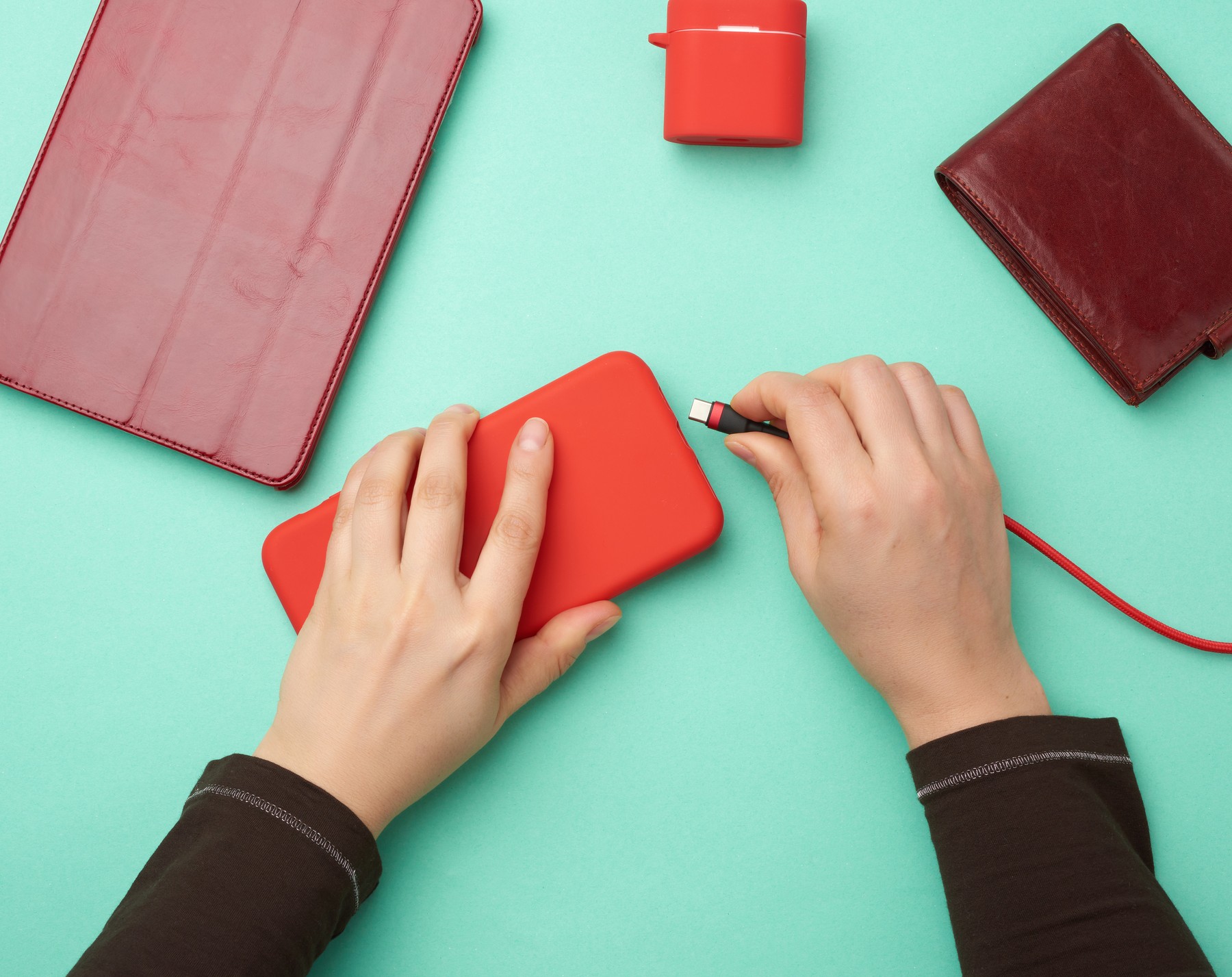 ovitek za pametni mobilni telefon polnjenje