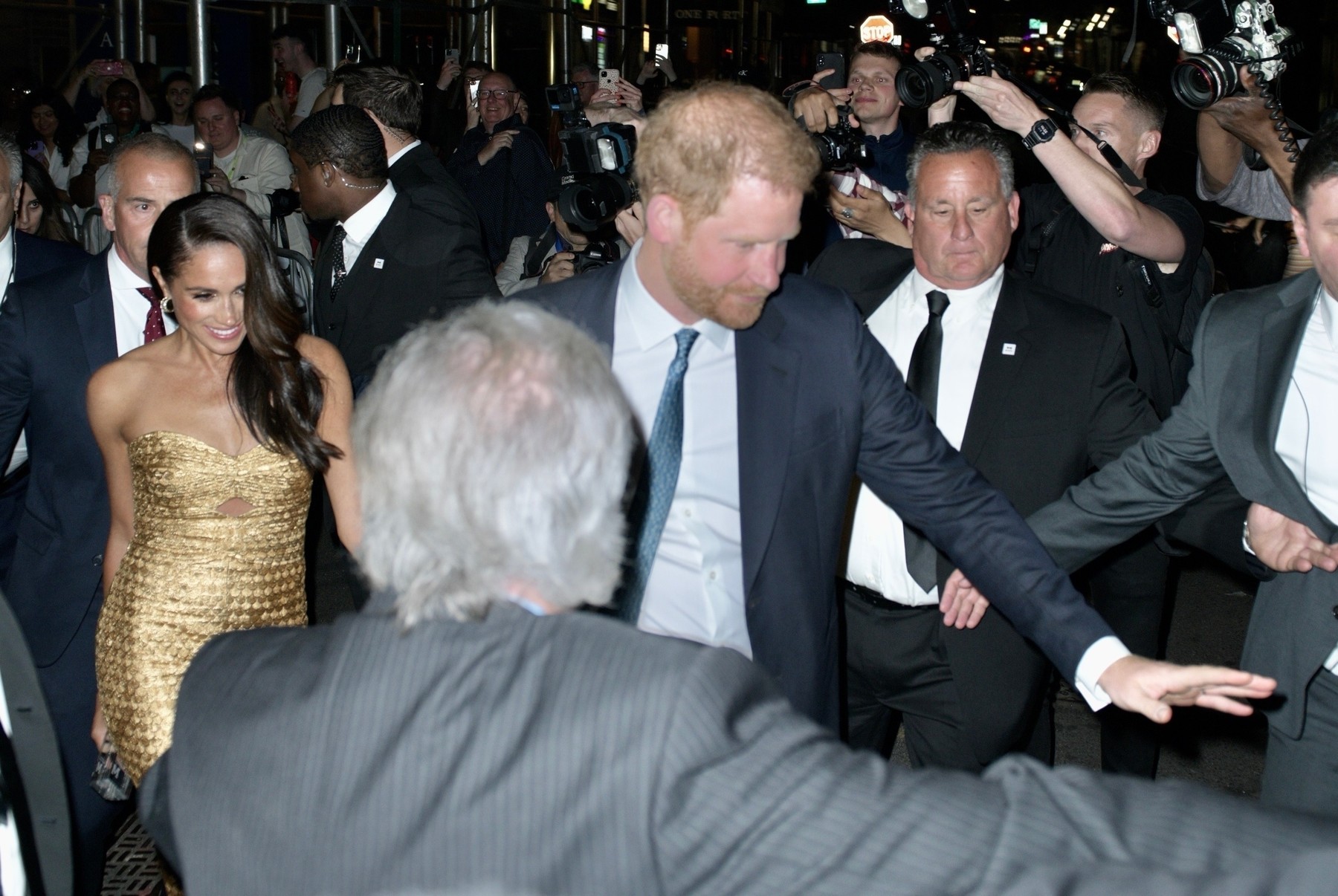 Princ Harry in Meghan Markle zapuščata podelitev nagrad v New Yorku (PROFIMEDIA) 