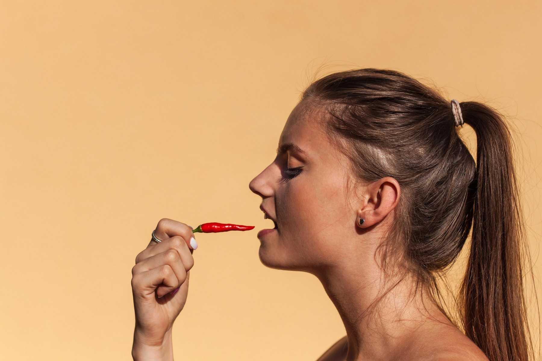 pekoča hrana. čili