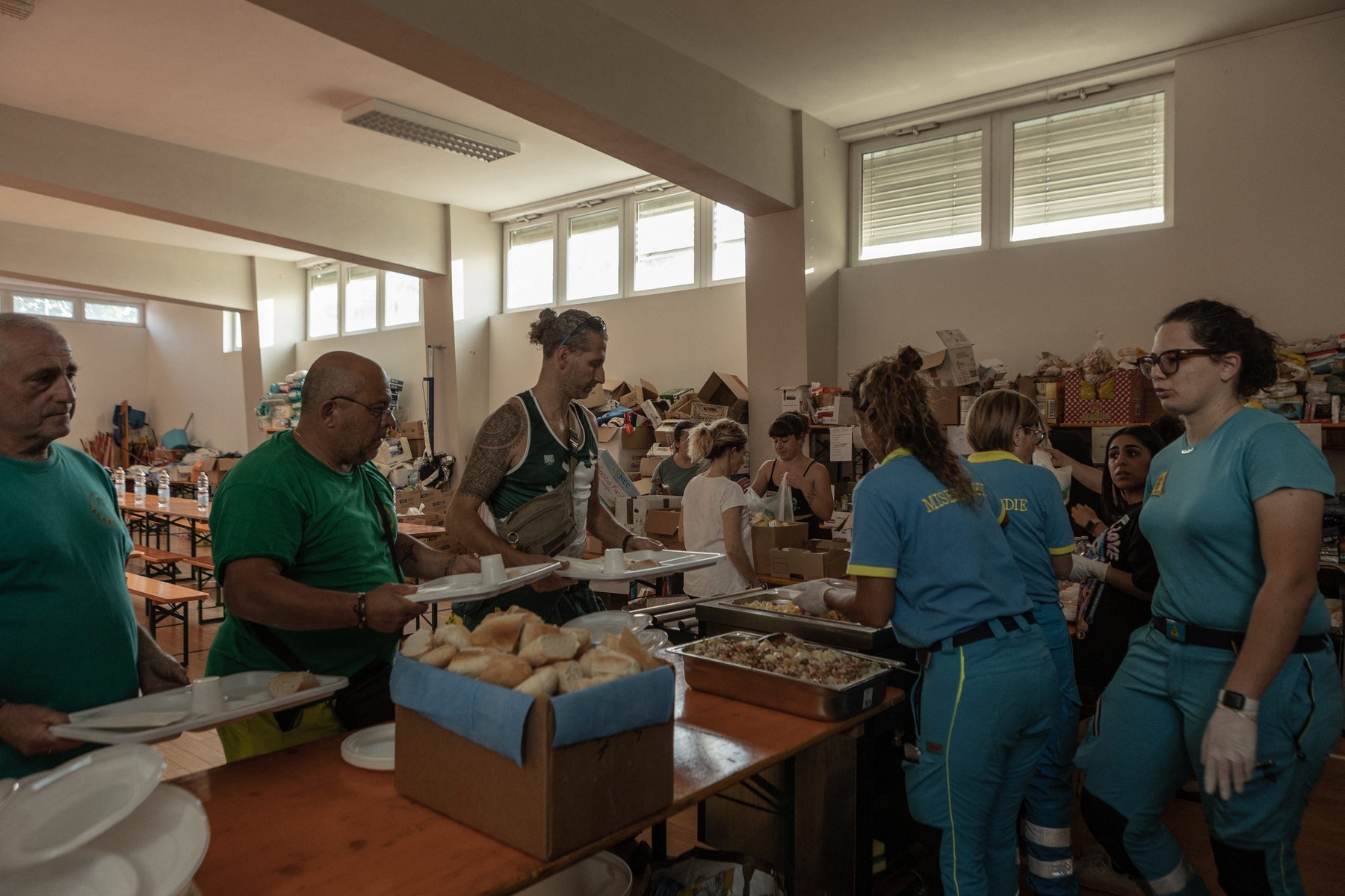 Italija, evakuacija, poplave, začasne namestitve