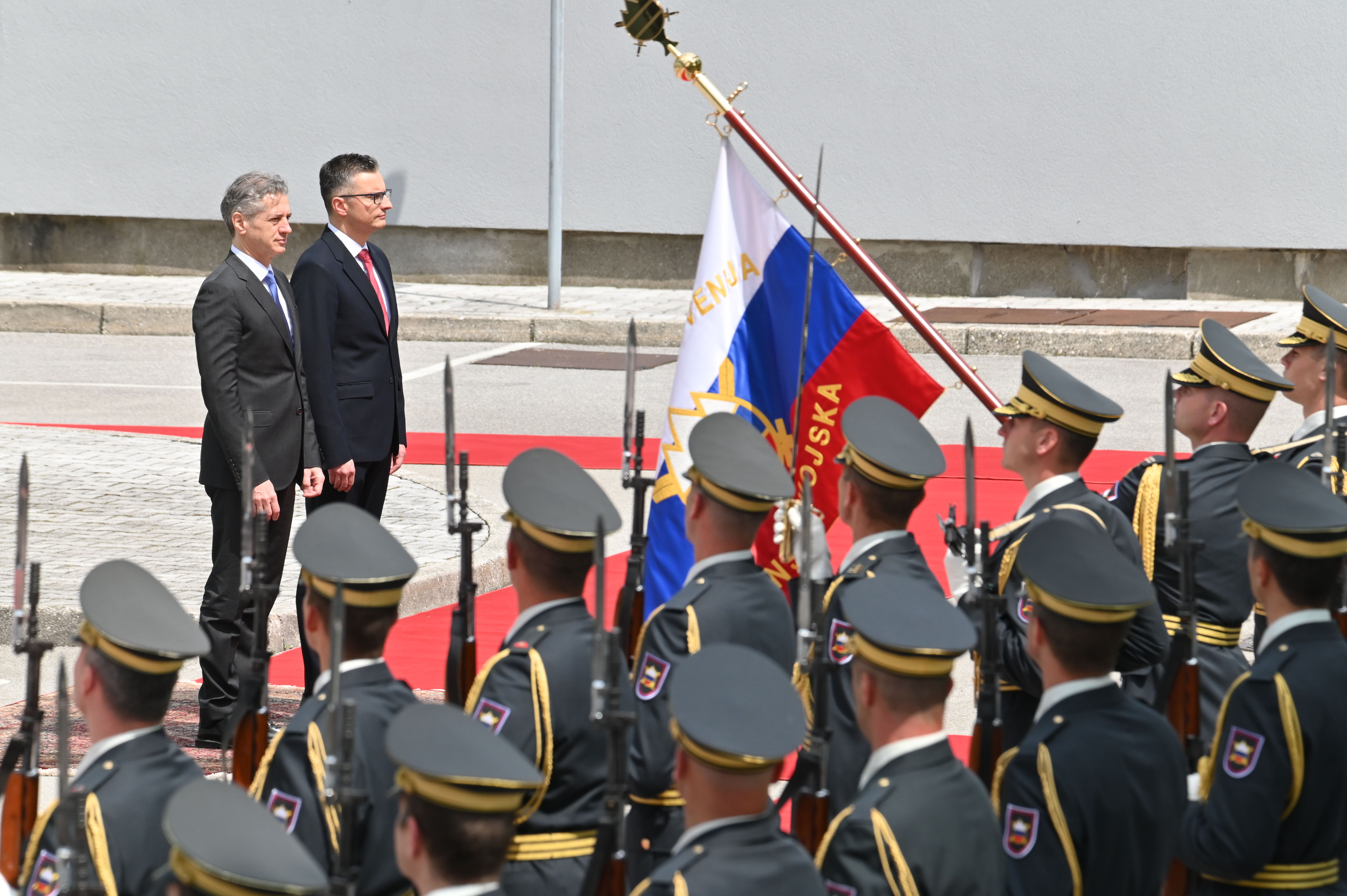 robert golob, marjan šarec, sv