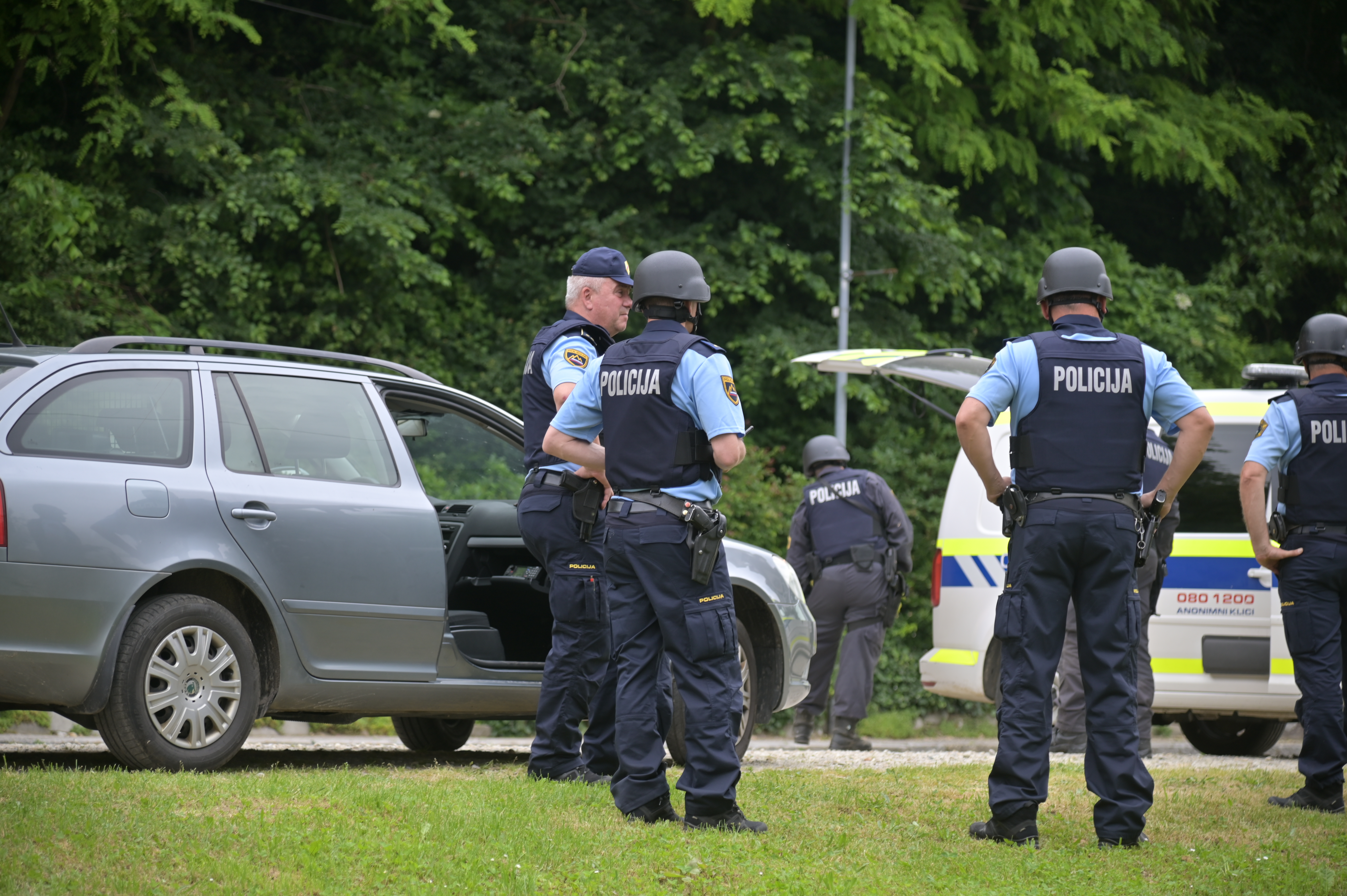 lendava, rop, pošta, policija