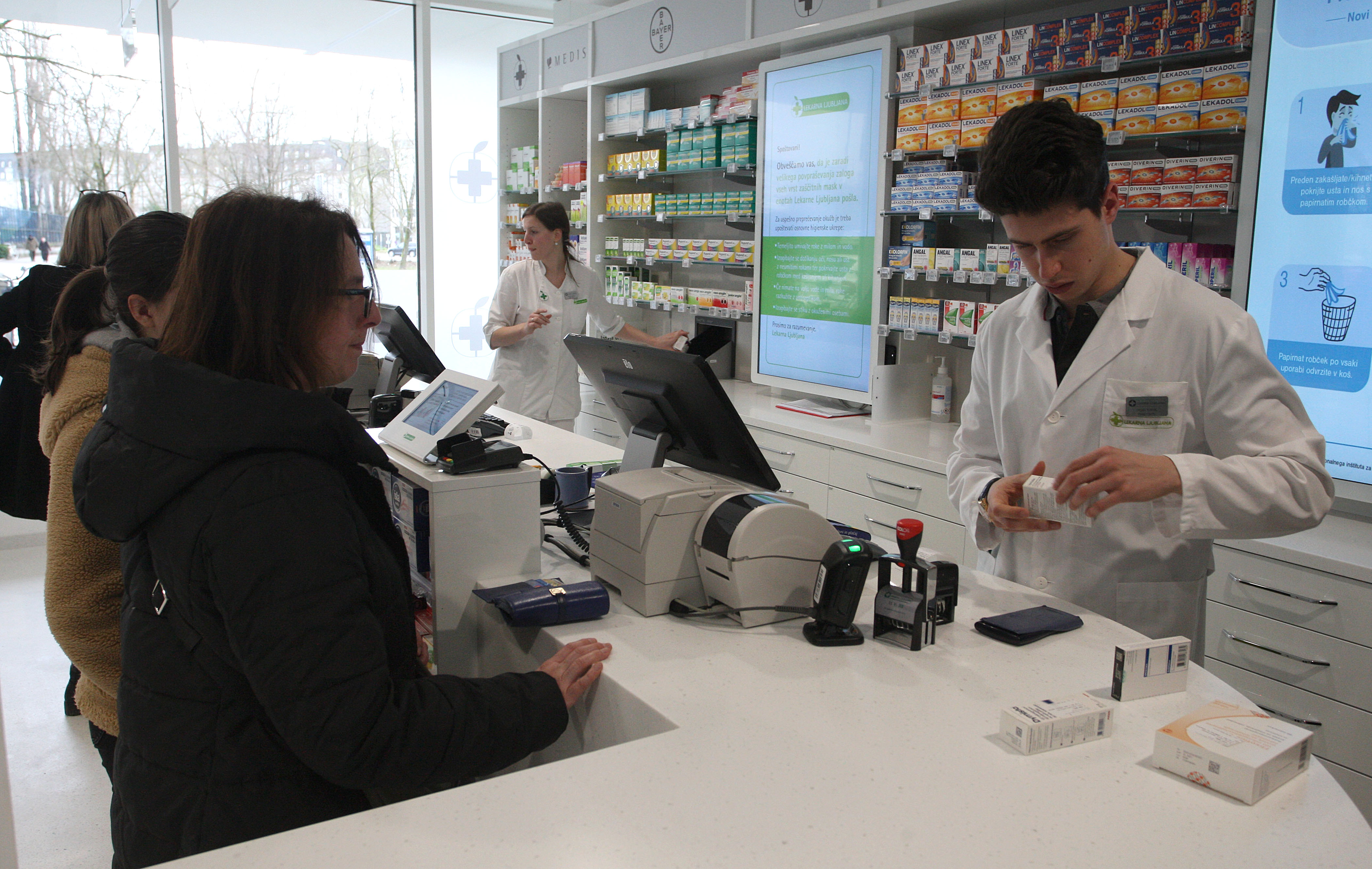 Otvoritev  Lekarna Bežigrajski dvori