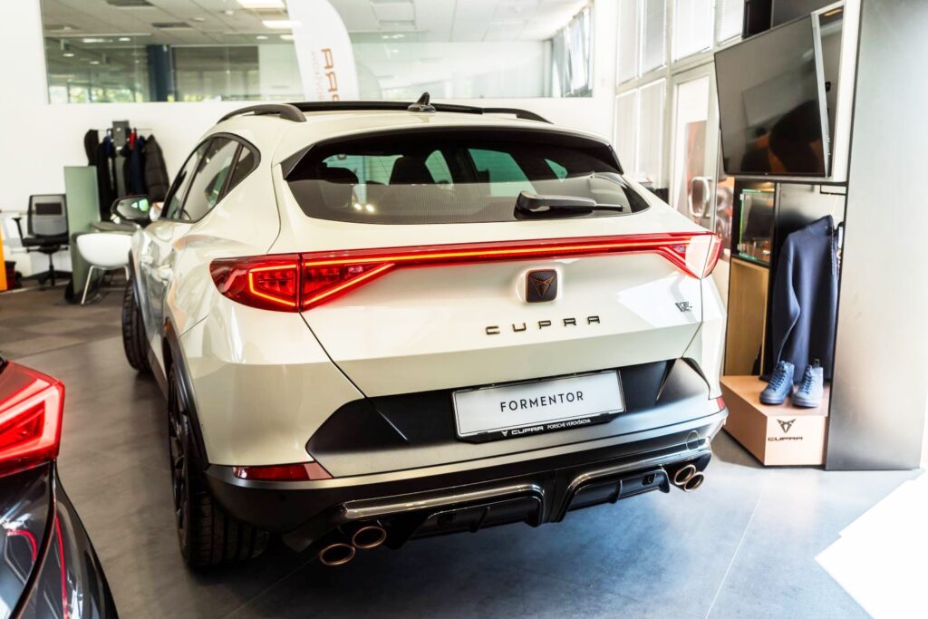 1686559332-CUPRA-SLOVENIJA-PORSCHE-VEROVSKOVA-FORMENTOR-AKCIJA-5-1024x683.jpg