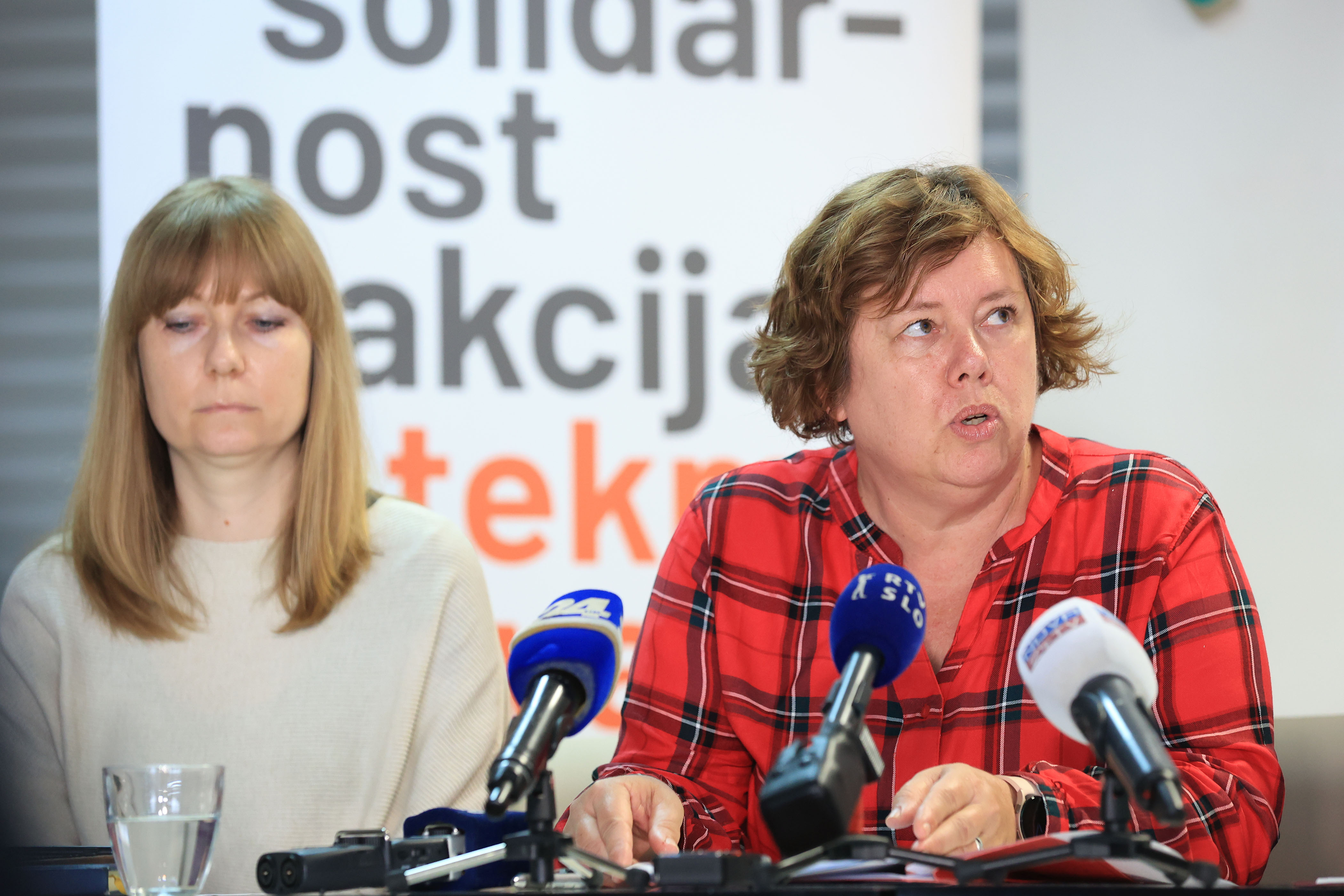 Rezultati ankete o delovnih in življenjskih pogojih medijskih delavk in delavcev