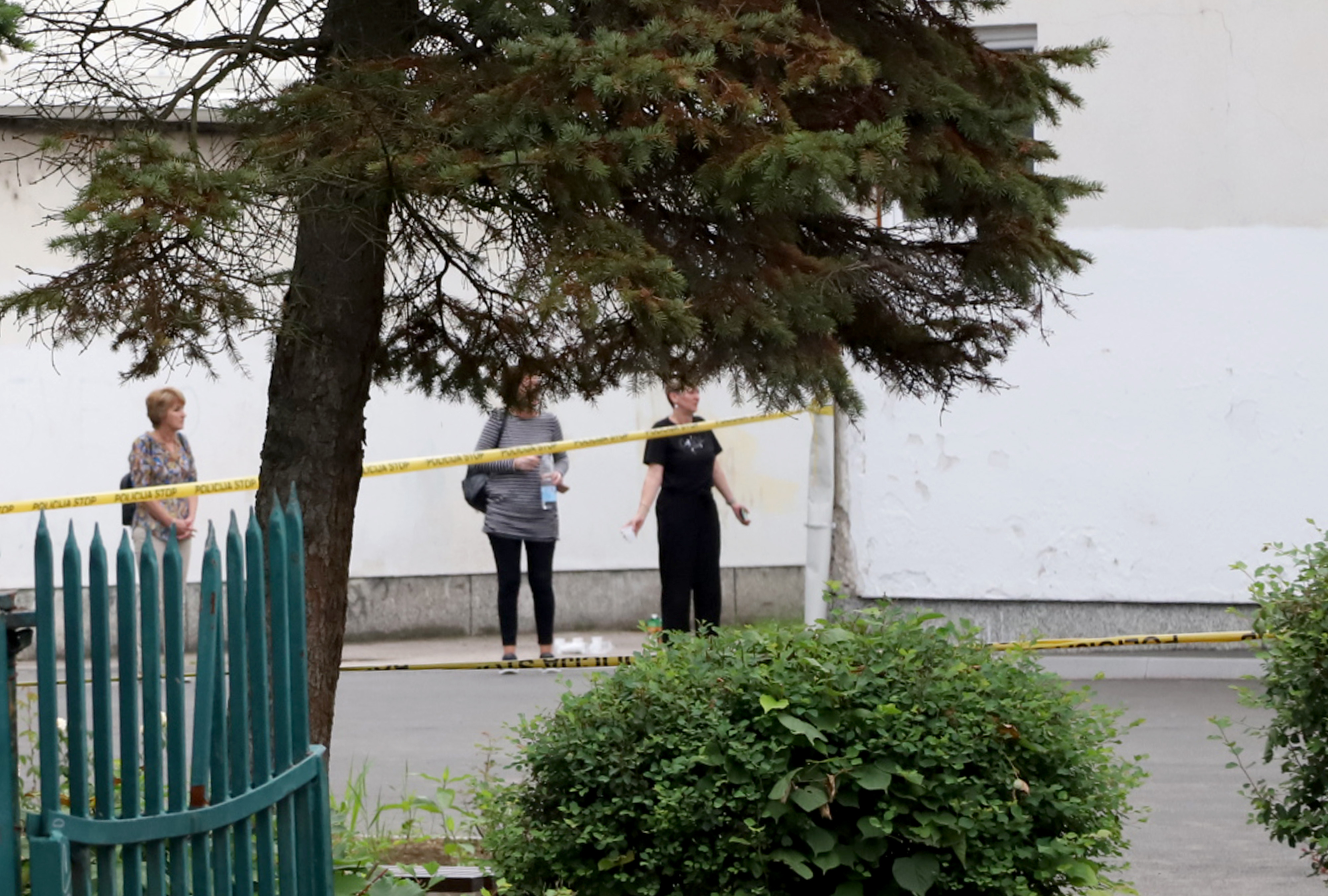 Streljanje na osnovni šoli Lukavac Grad (Foto: PIXELL/BOBO)