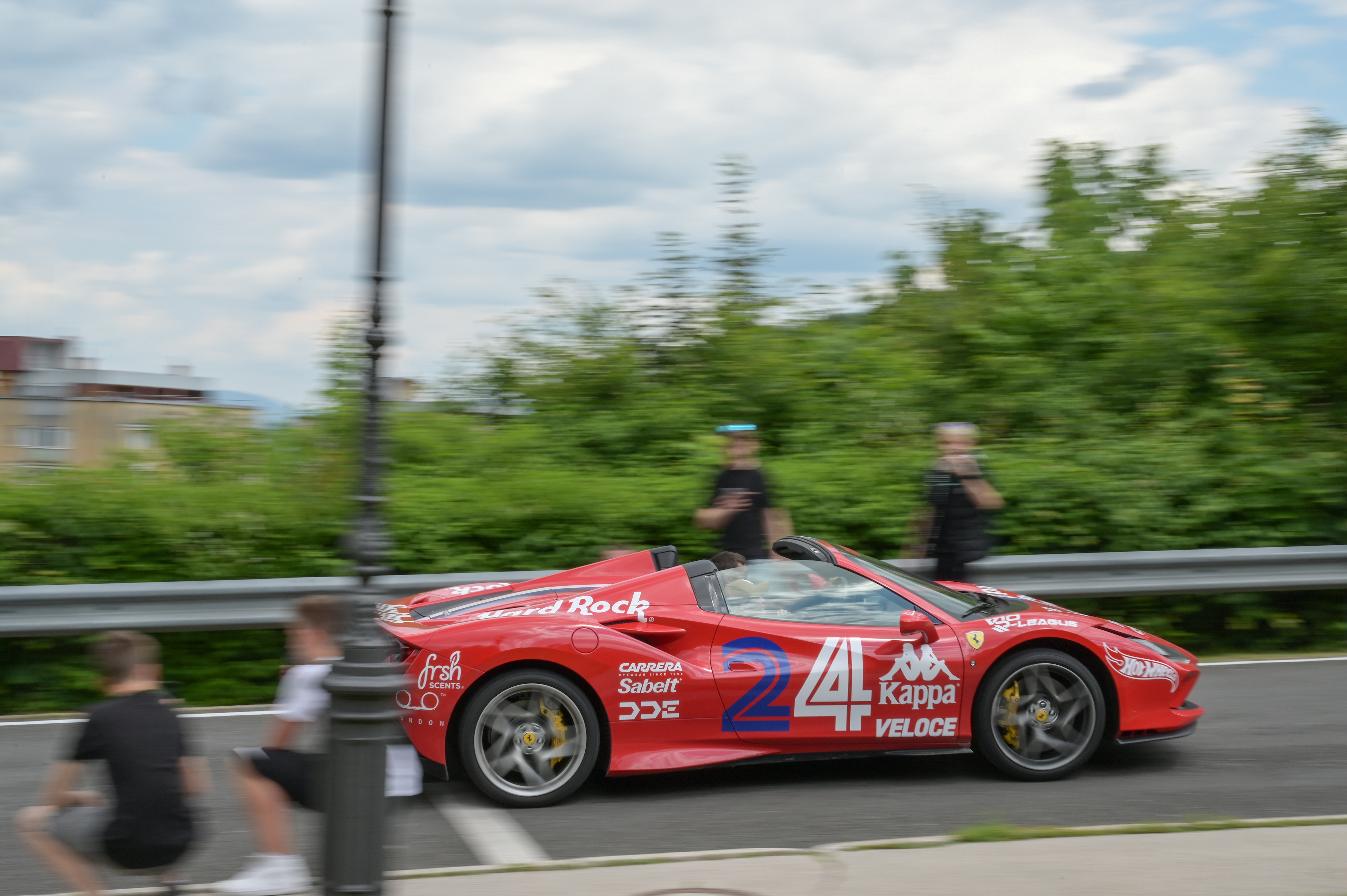 ljubljanski grad, Gumball 3000, avtomobili
