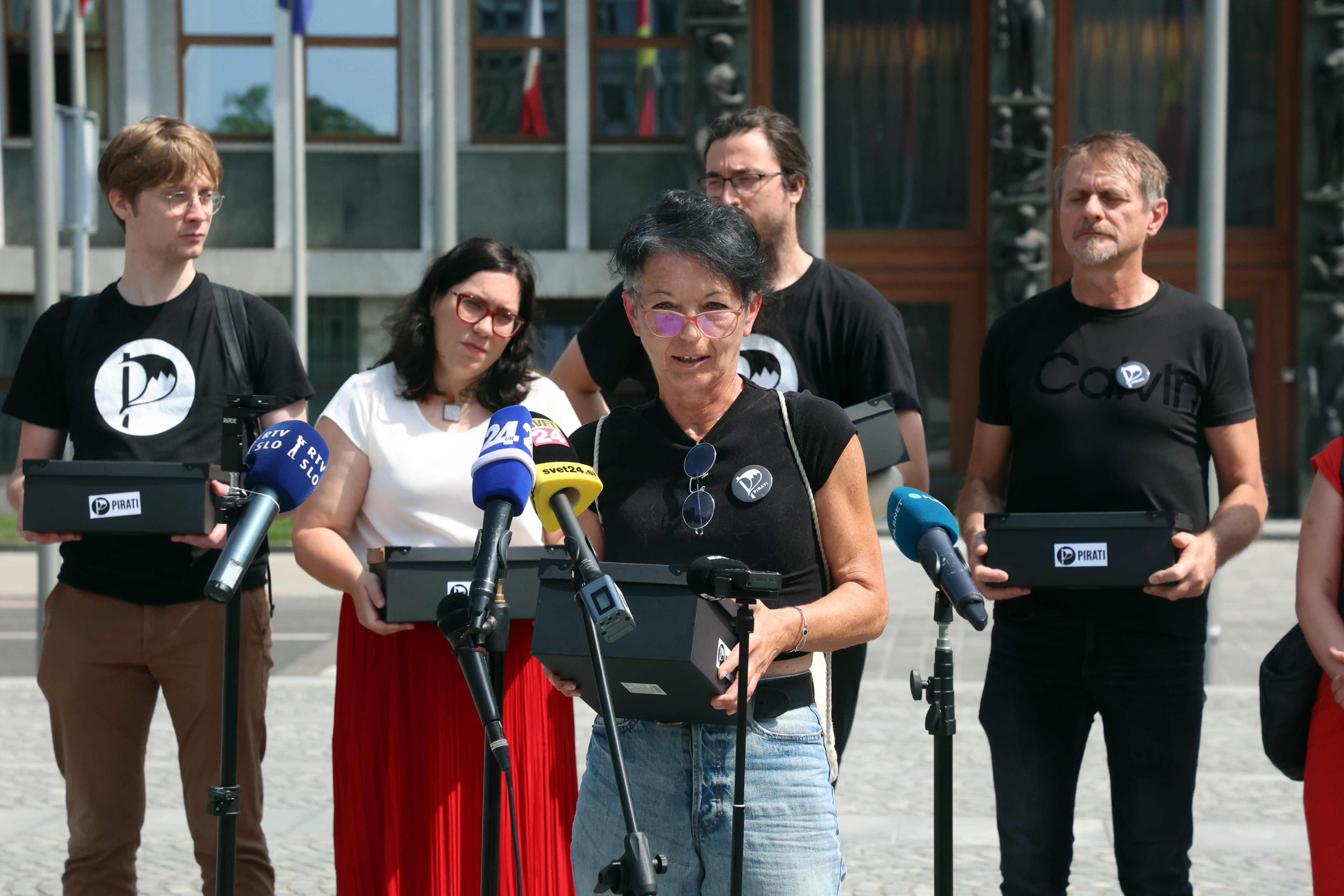 Borut Živulović/BOBO