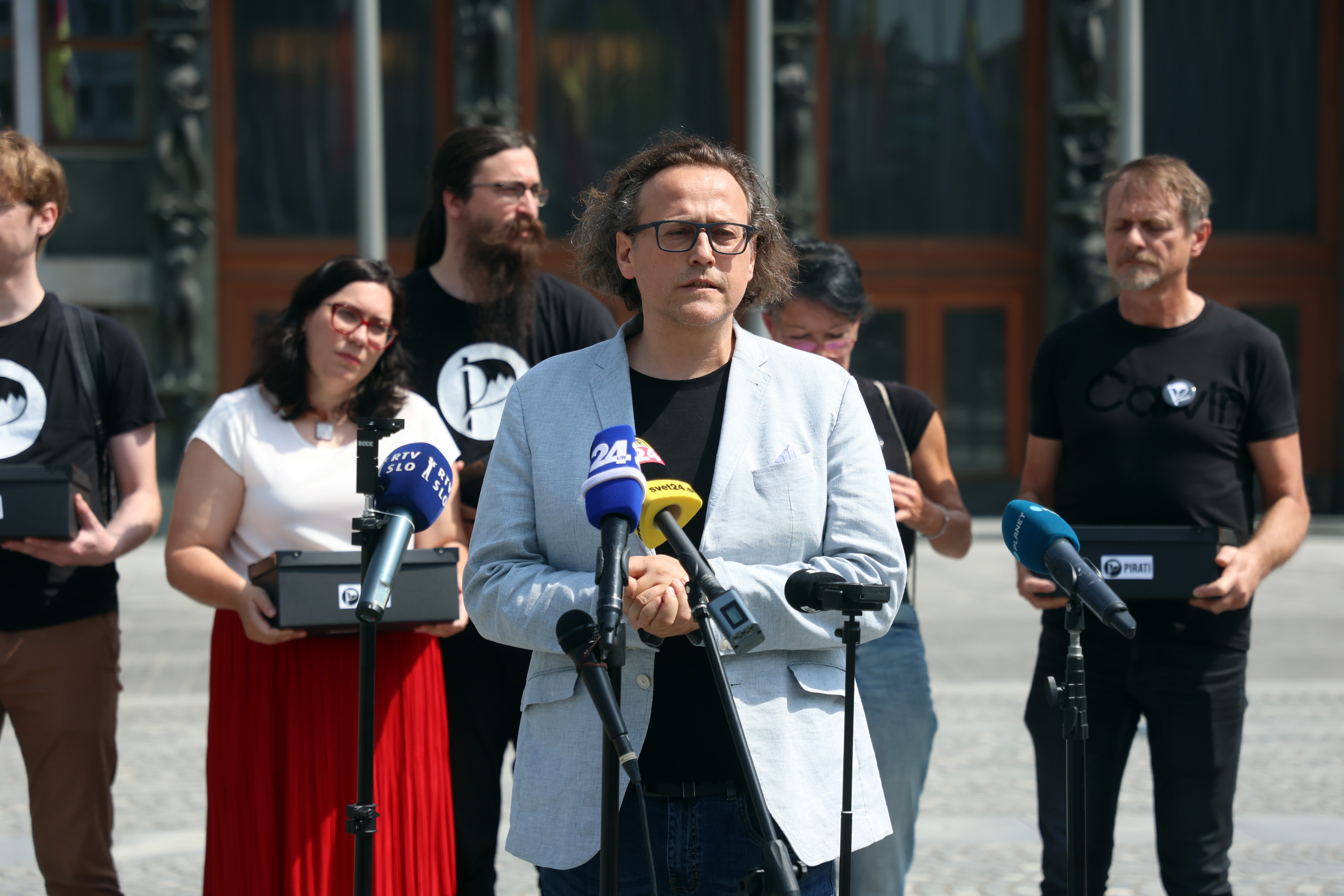 Borut Živulović/BOBO