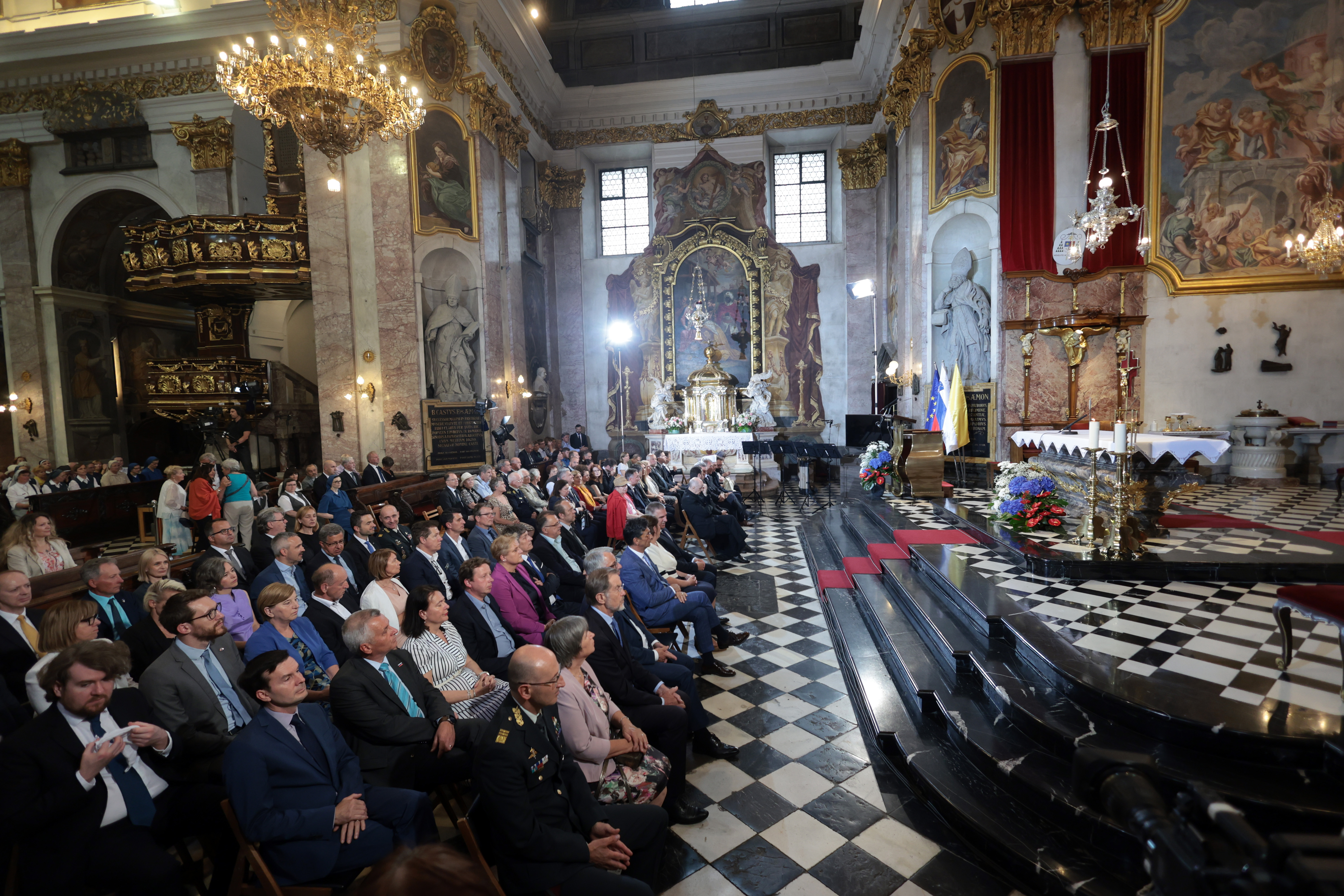 Borut Živulović/BOBO