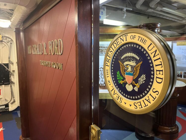 letalonosilka, USS Gerald. R. Ford