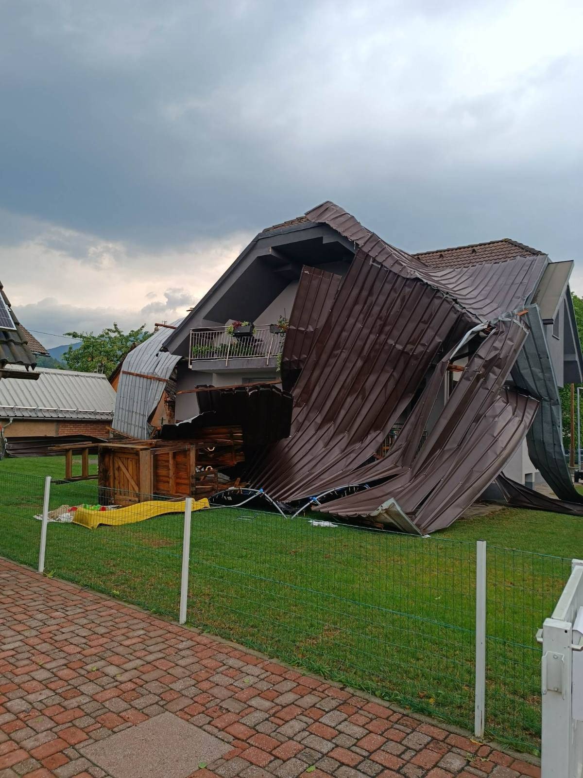 neurje, vetrolom, duplje