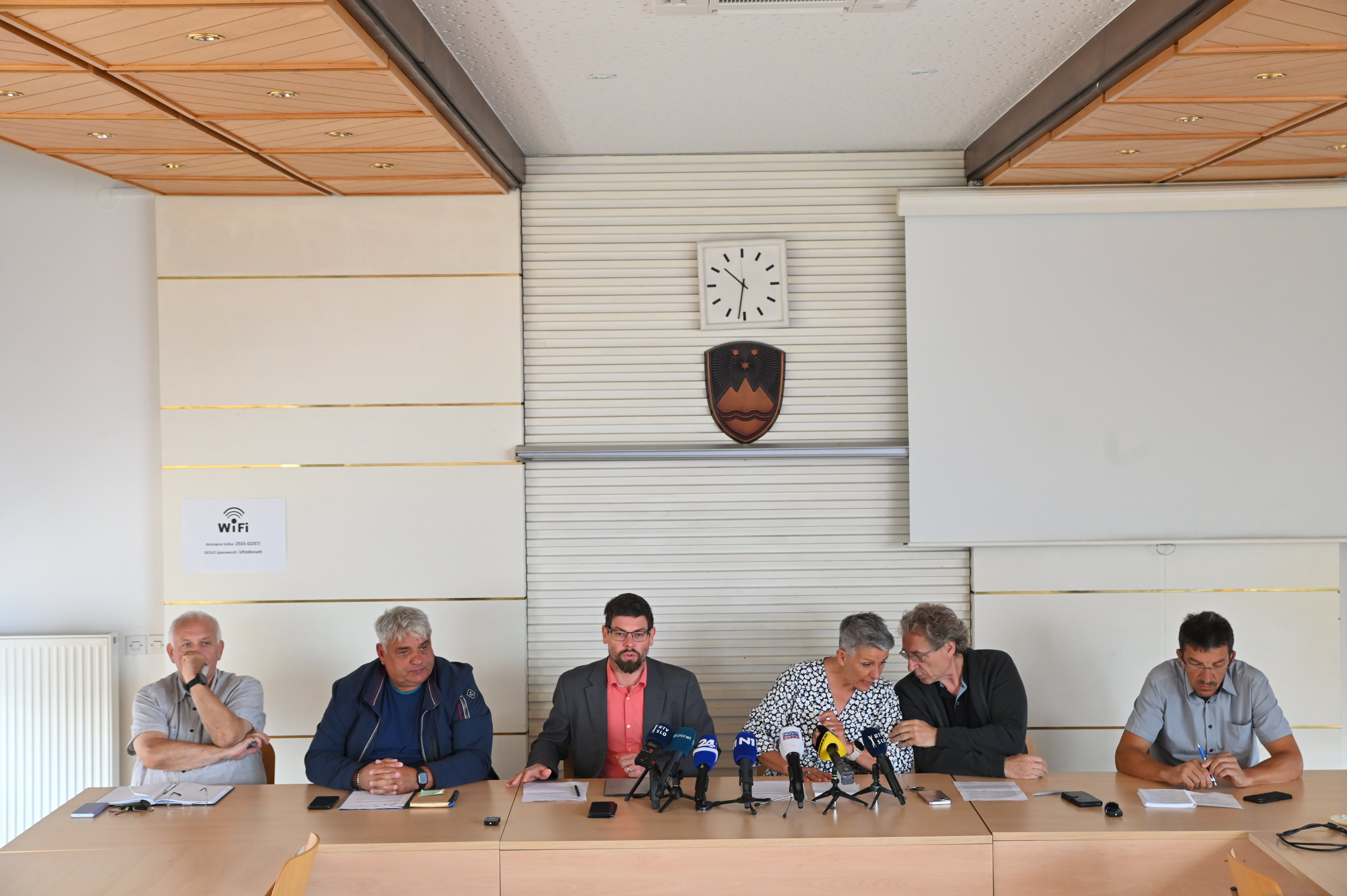 Novinarska konferenca reprezentativnih sindikalnih central