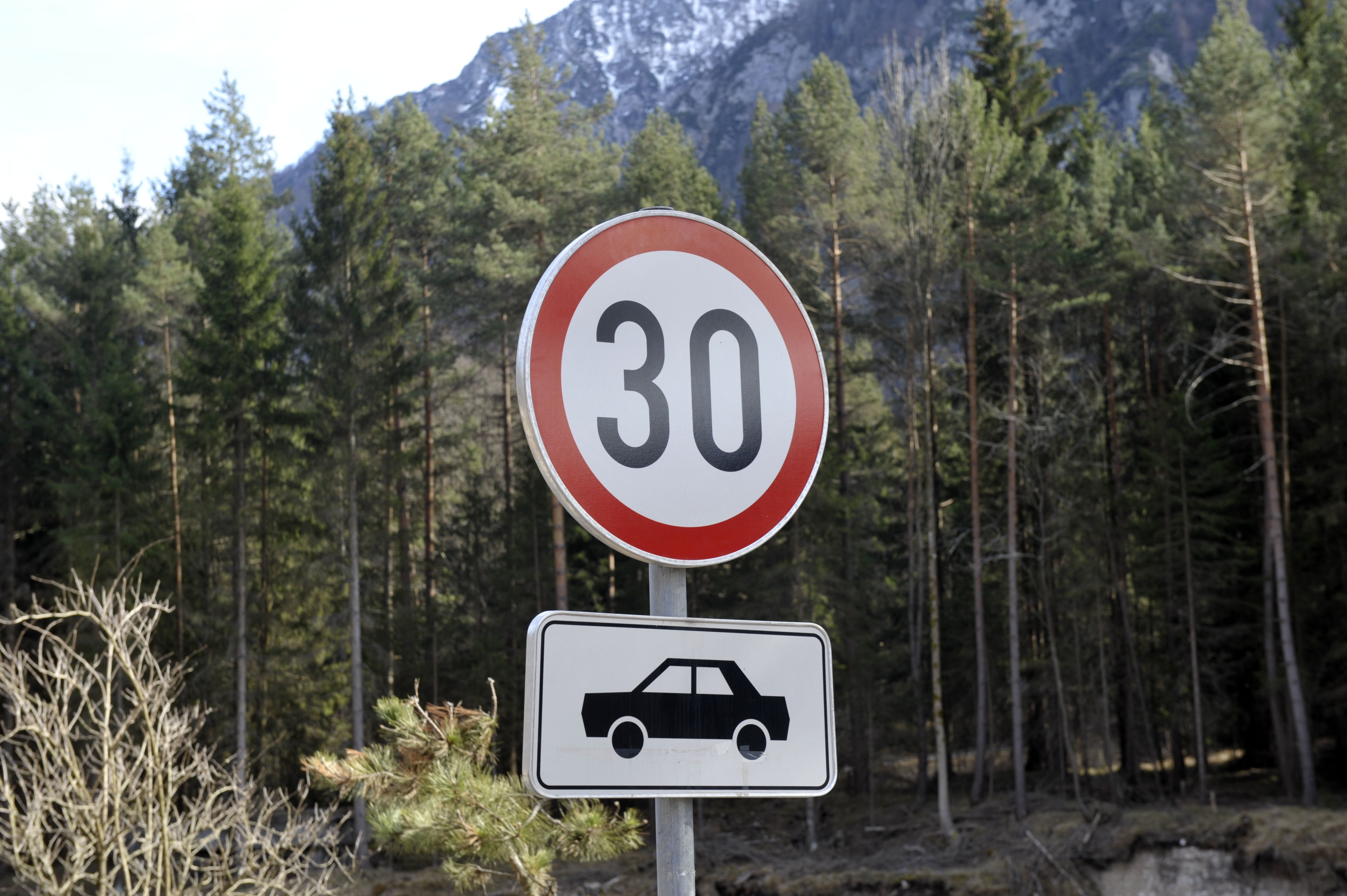 prometni znak, 30, omejitev hitrosti