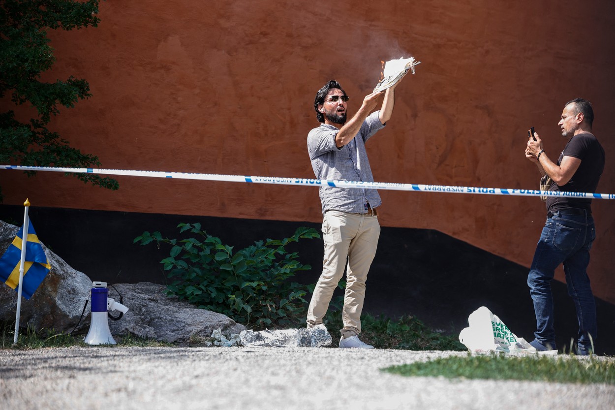 protest, sežig korana